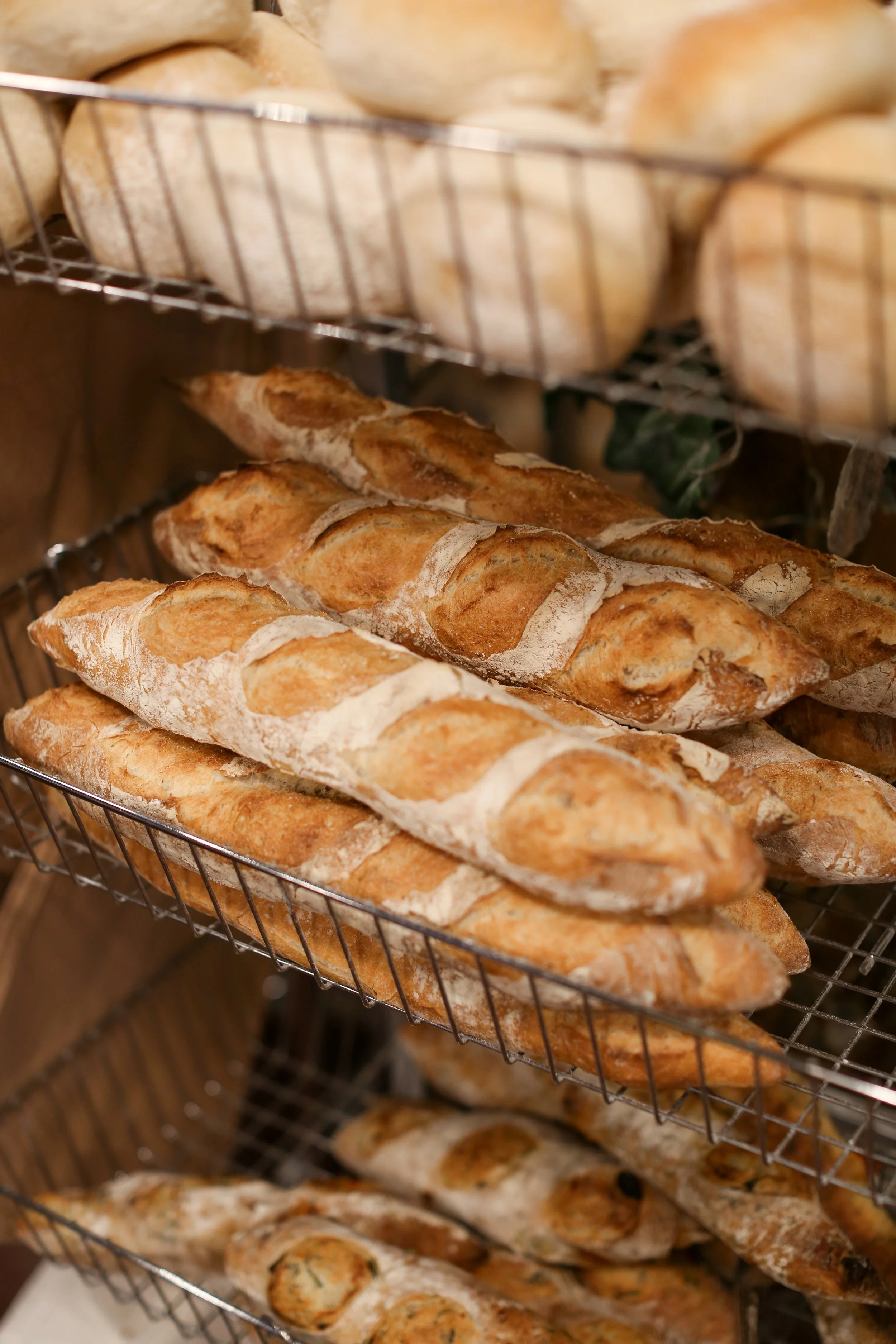 Batons, cobs and speciality bread