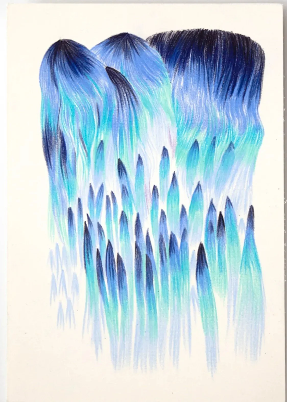 Les Espéreuses, Safae Moatassime — crayon de couleur sur papier, 18 × 12,5 cm, 2025