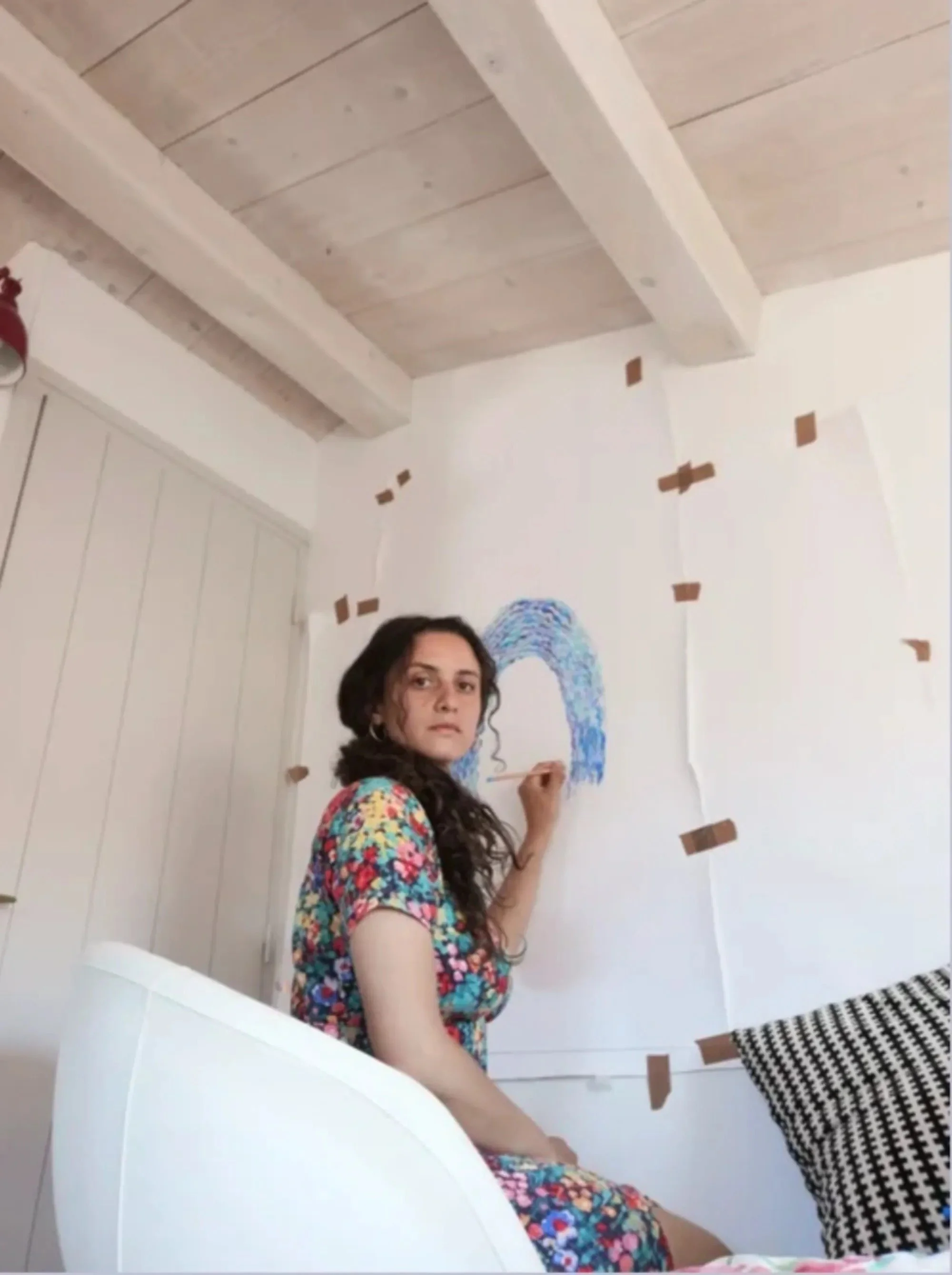 Portrait of Safae Moatassime in her studio