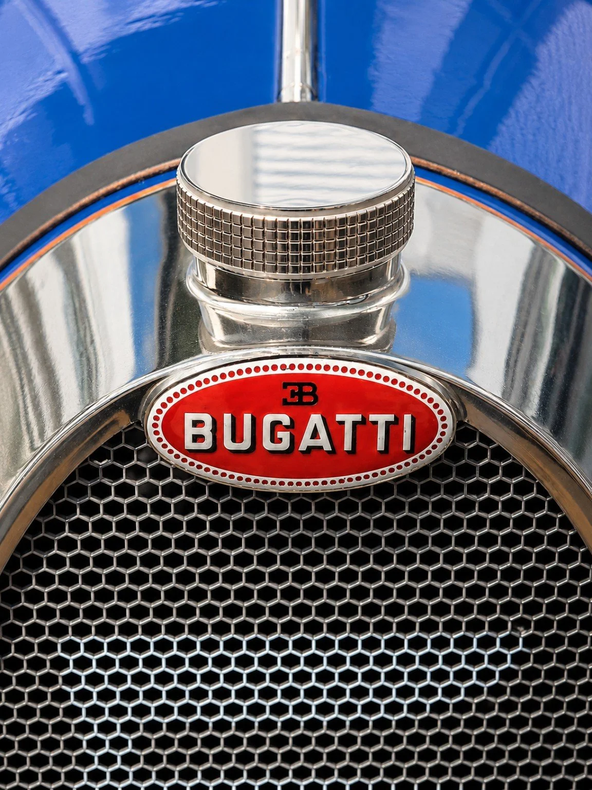 Bugatti5-Detail-Front.png