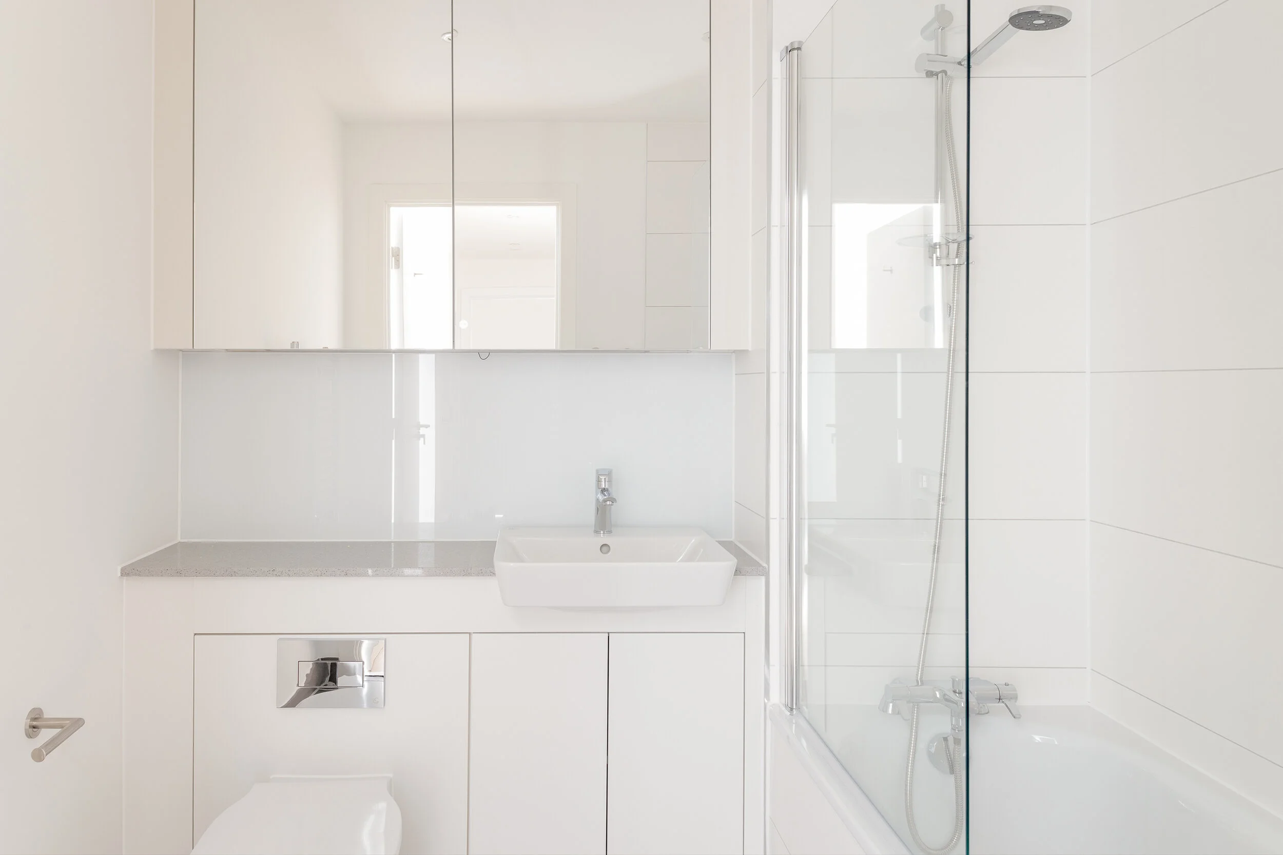 1202 - Bathroom.jpg