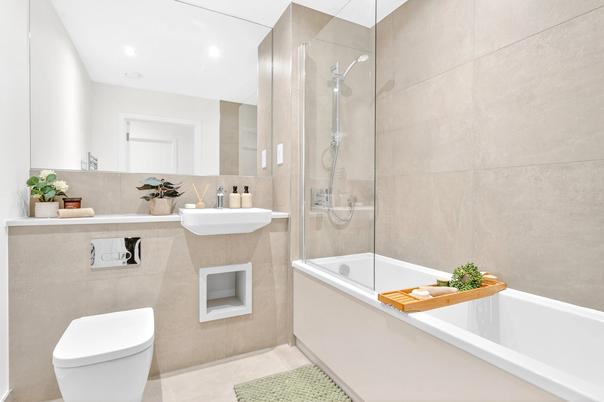 1 Bed Bathroom, John Dimmer House, Clapham Park