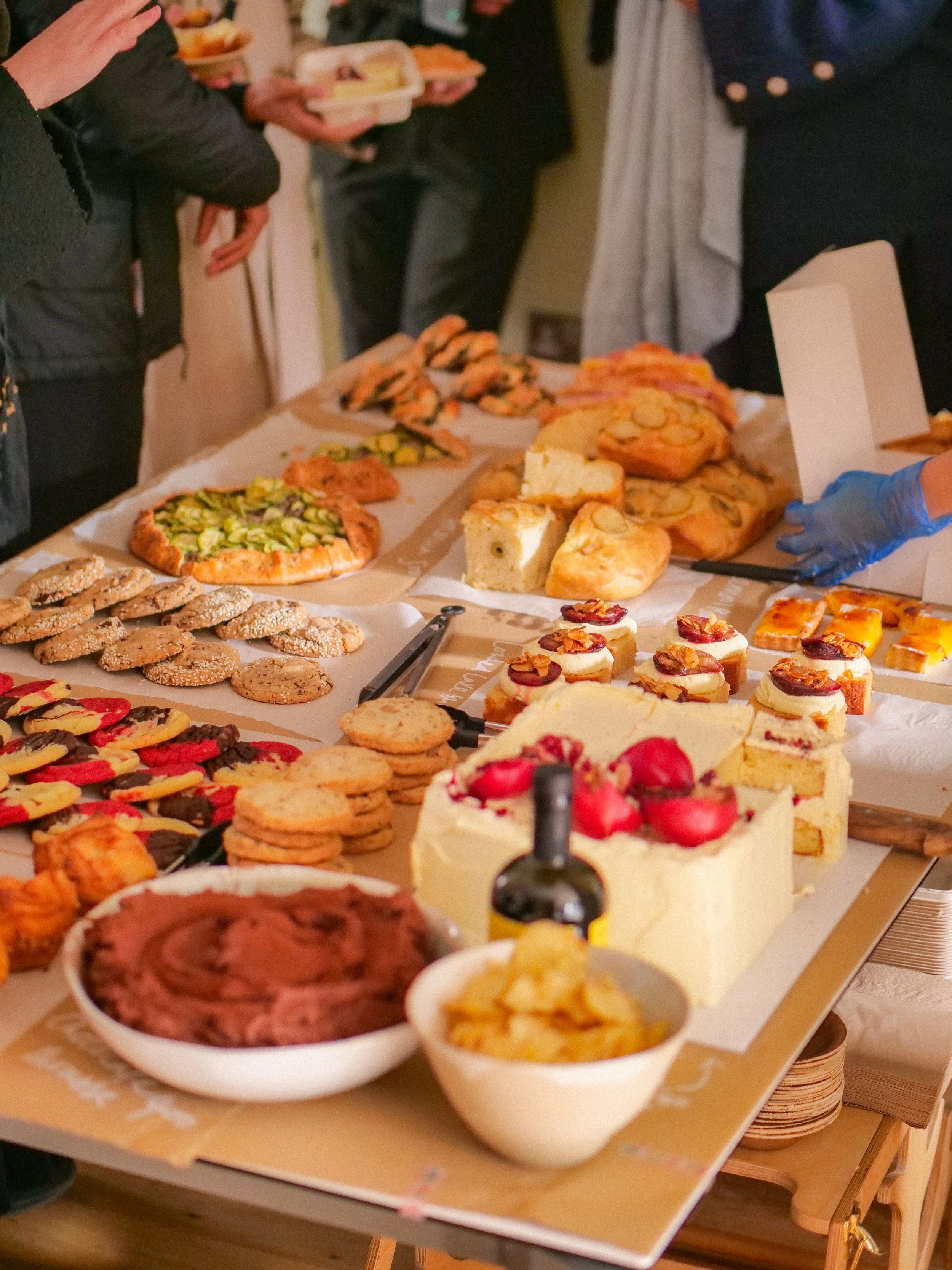 nuun | creative contemporary cakes