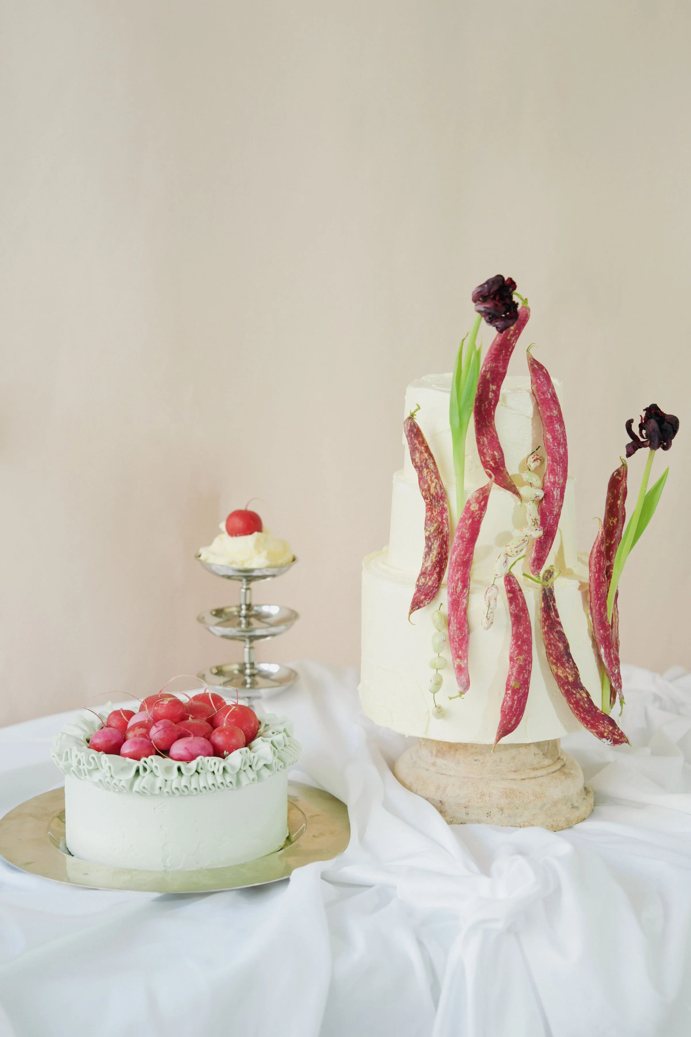 nuun | creative contemporary cakes