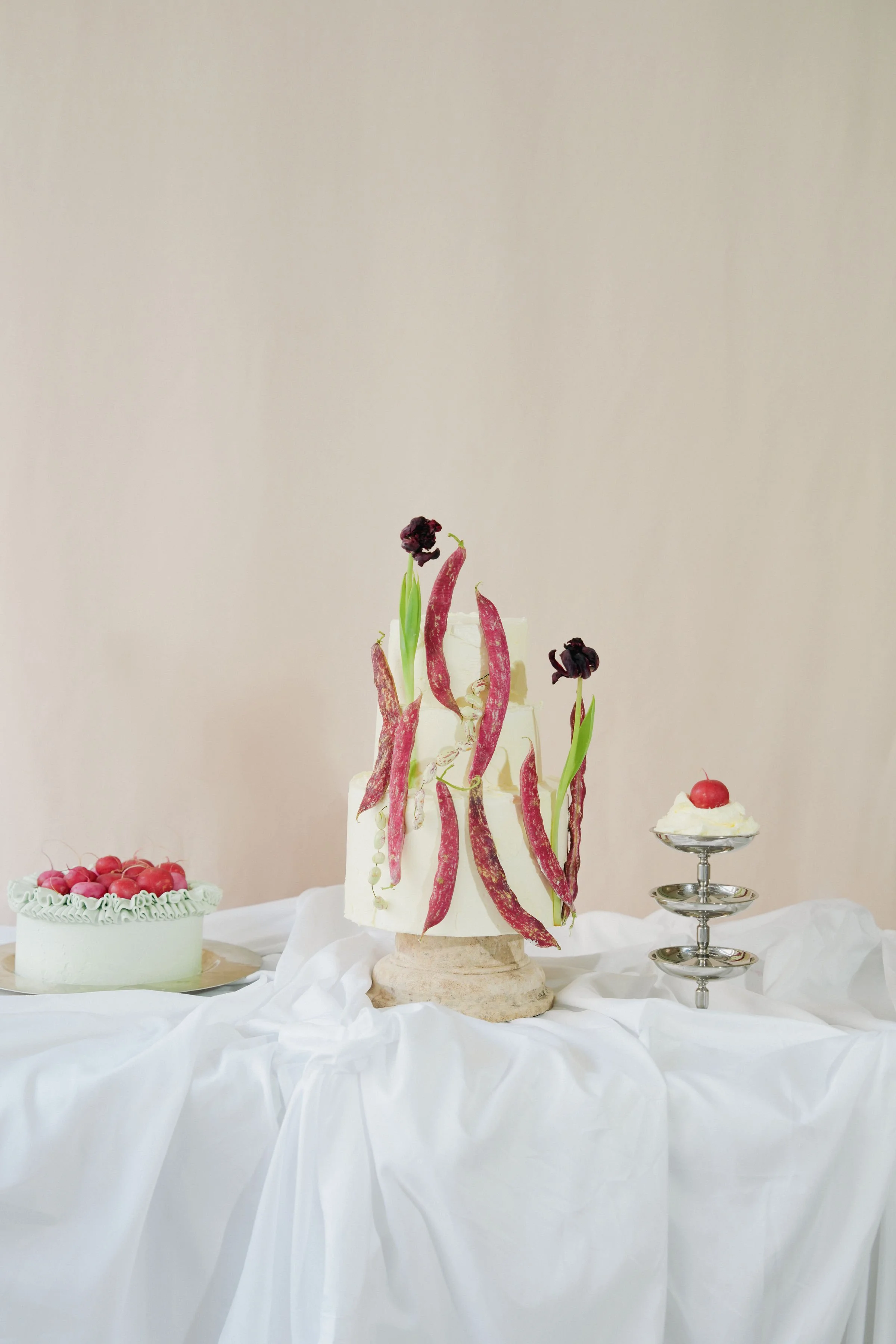 nuun | creative contemporary cakes