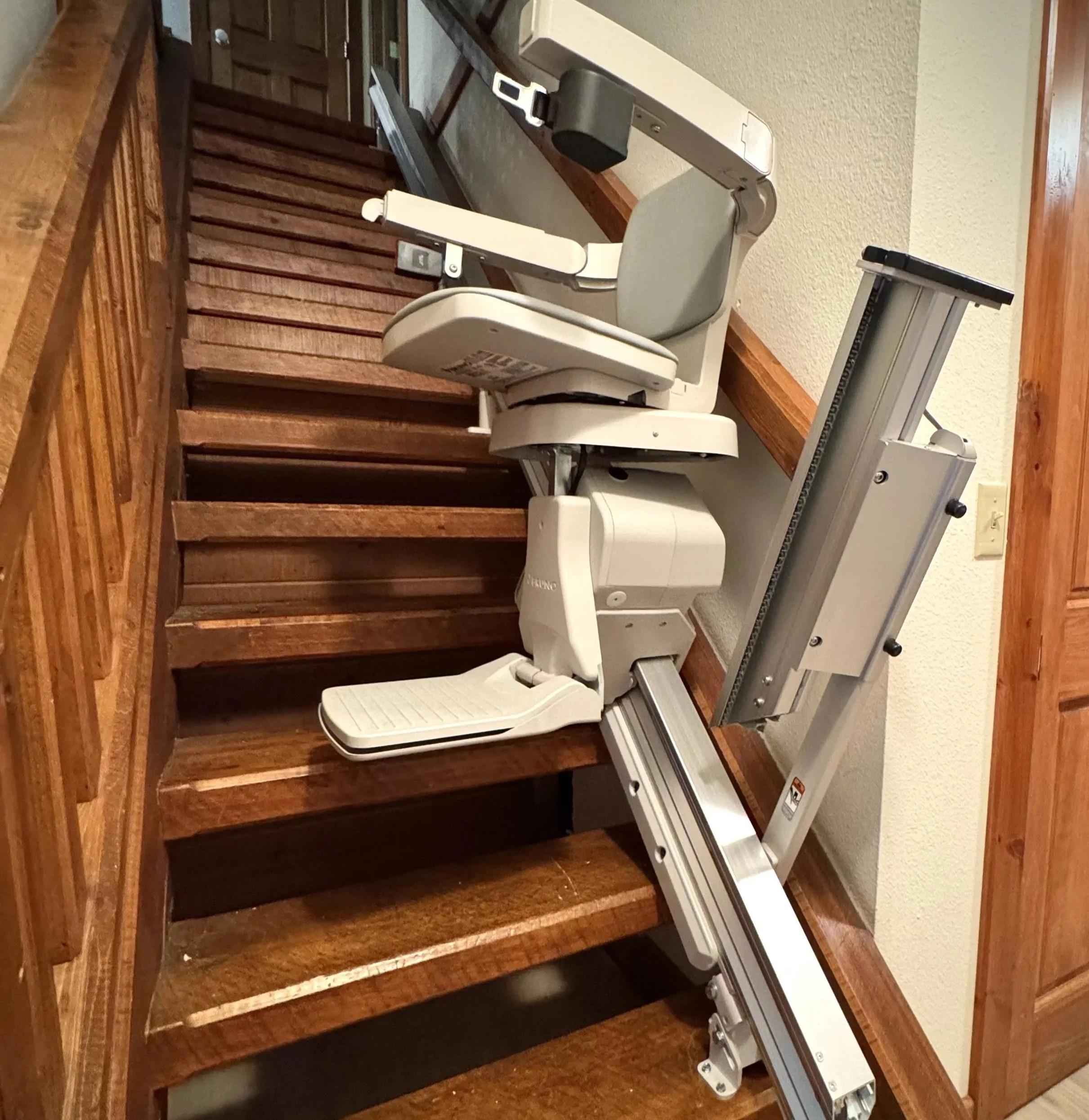 Straight Stairlift with Folding Rail