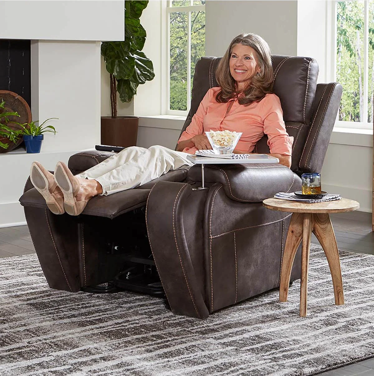 LIFESTYLE-PR448_MLA_Maple_Woman-sitting-in-Golden-Technologies-Titan-Power-Lift-Chair-Recliner_web.jpg