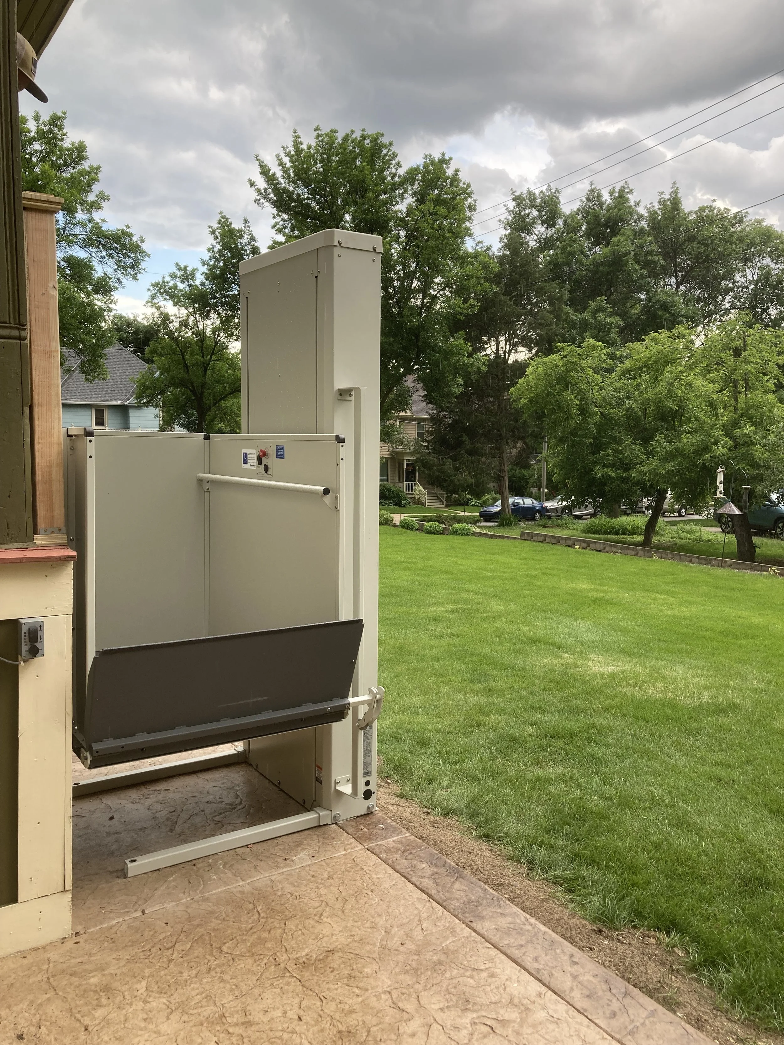 Vertical Platform Lift