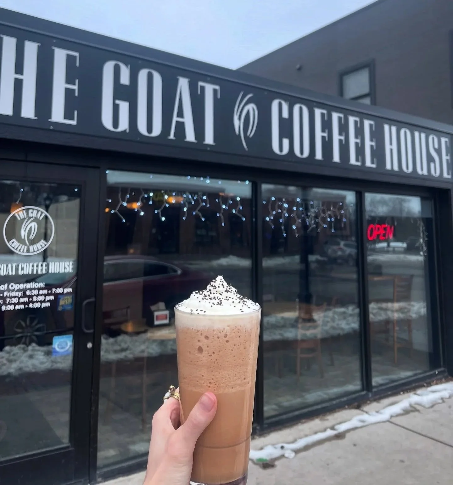 Iced+peppermint+mocha.jpg