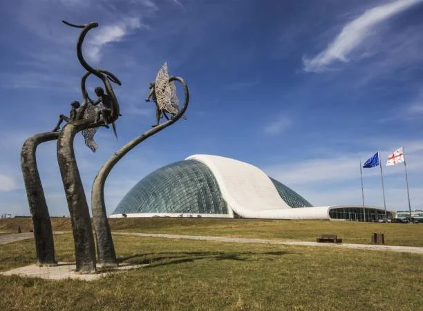 Parliament Building 7 (2020).jpg