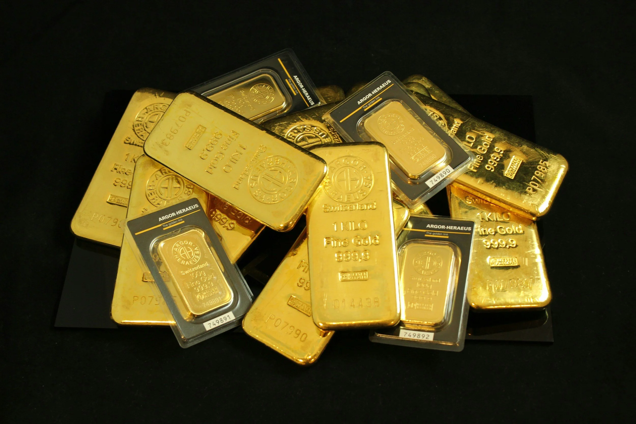 The Gold Bar Handoff