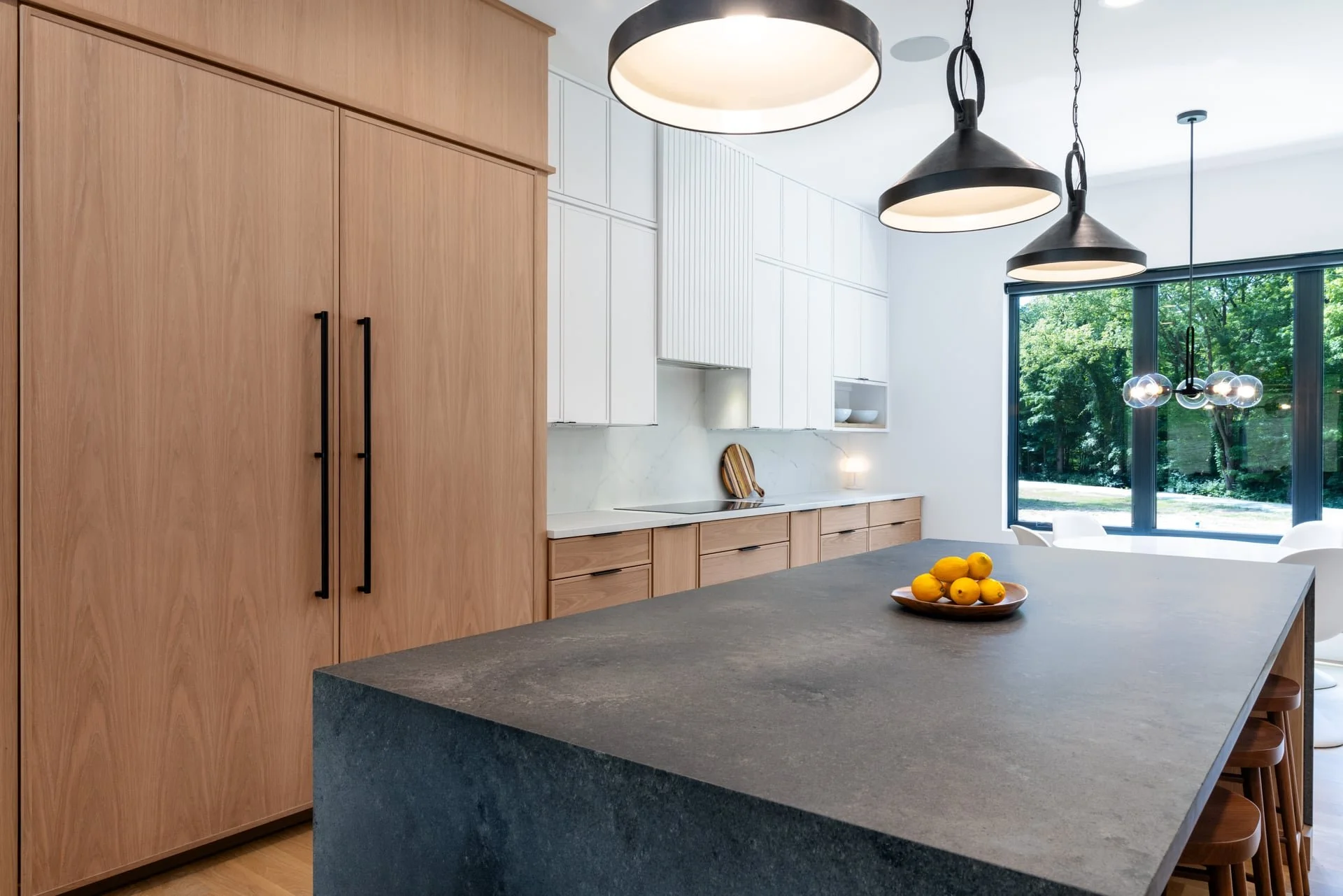 shp25032_Mellot_Kitchen_12481-HDR-Edit.jpg