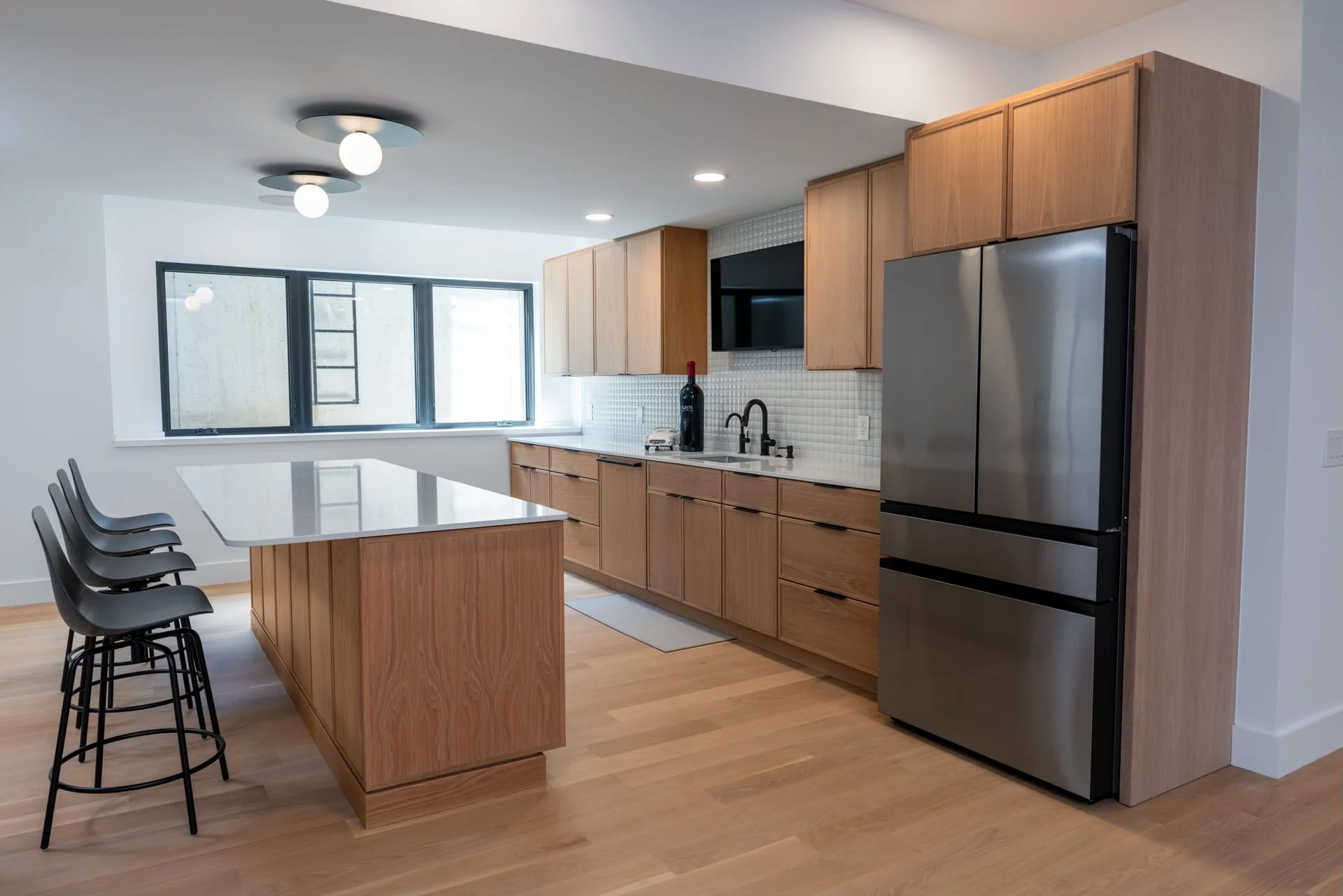 shp25032_Snow Road_BasementKitchen_12549-HDR-Edit.jpg