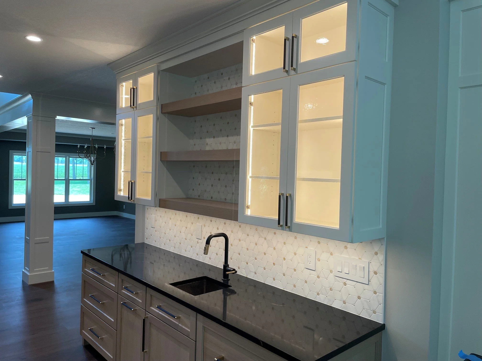 Wet Bar 2.jpg
