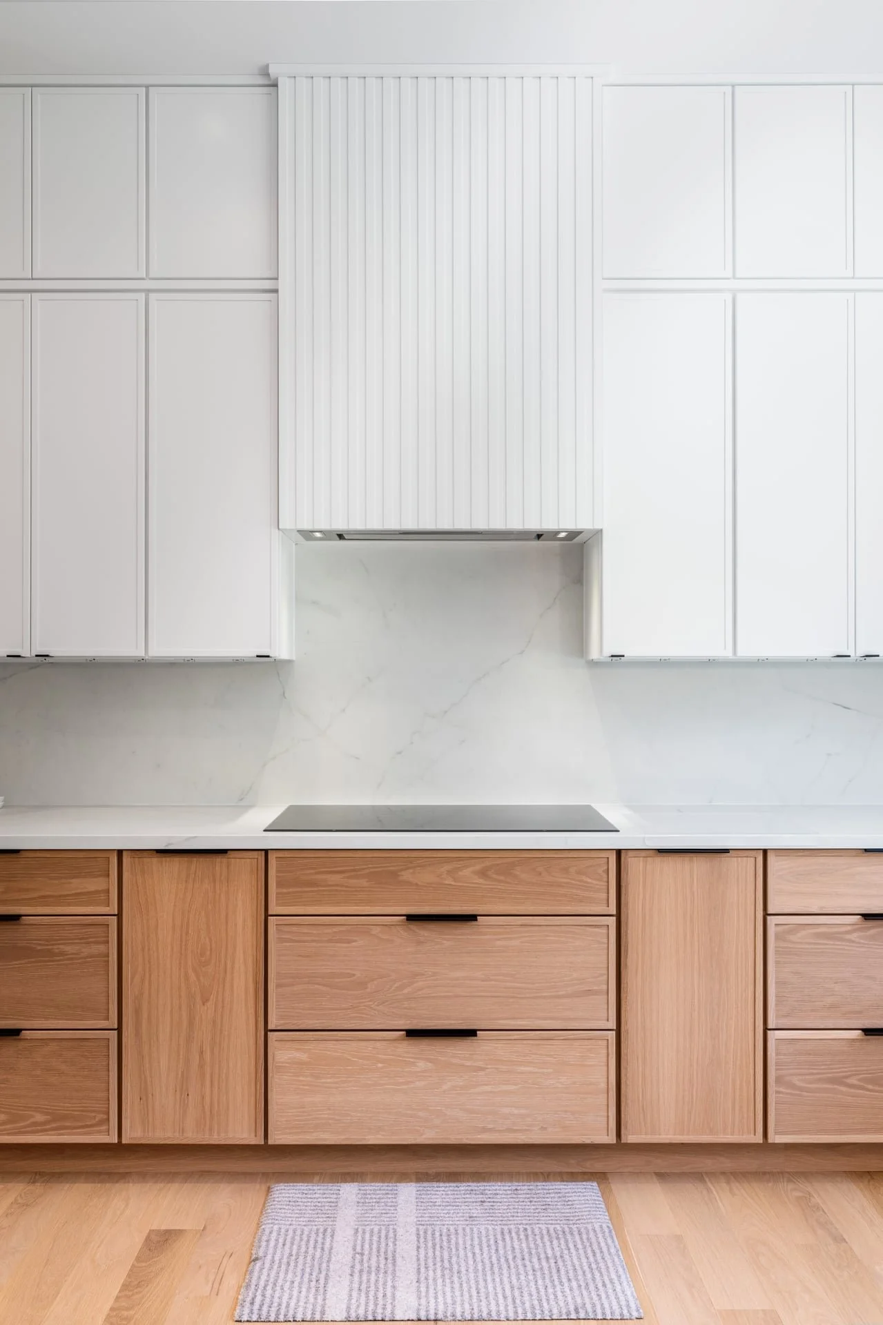 shp25032_Mellot_Kitchen_12441-HDR-Edit.jpg