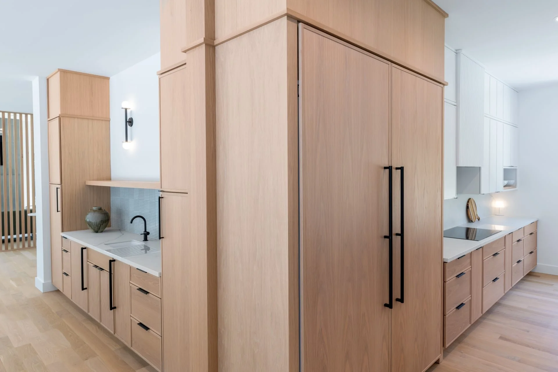 shp25032_Mellot_KitchenCorner_12390-HDR-Edit.jpg