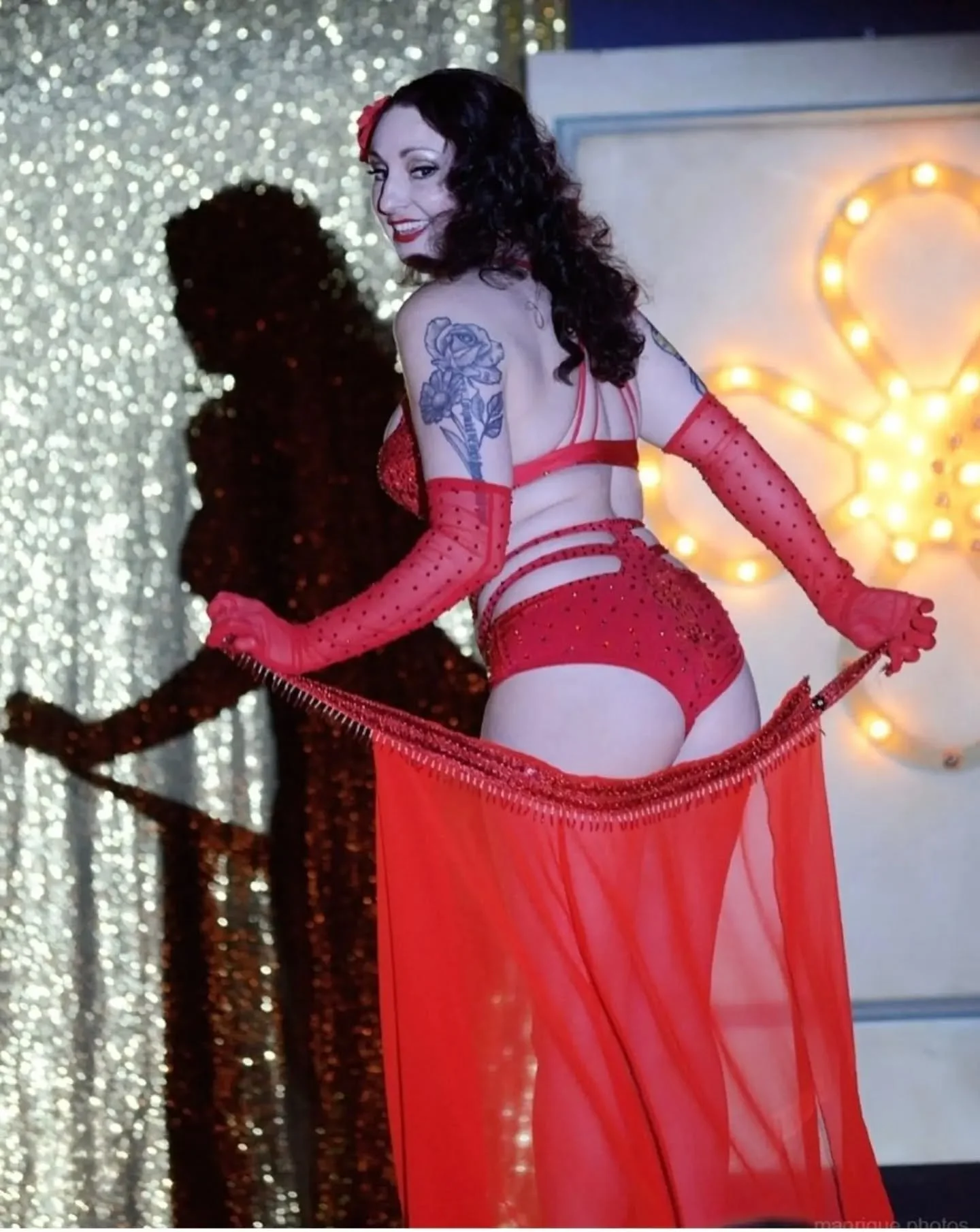 We've got so much to show you at The Rocky Horror Burlesque Show on October 10th! There will be 2 Hollywood Jane Revue debuts! Don't miss our amazing new cast members.  Get your tickets now at hollywoodjanerevue.com/tickets 

📸: @manriquephotos 

#h