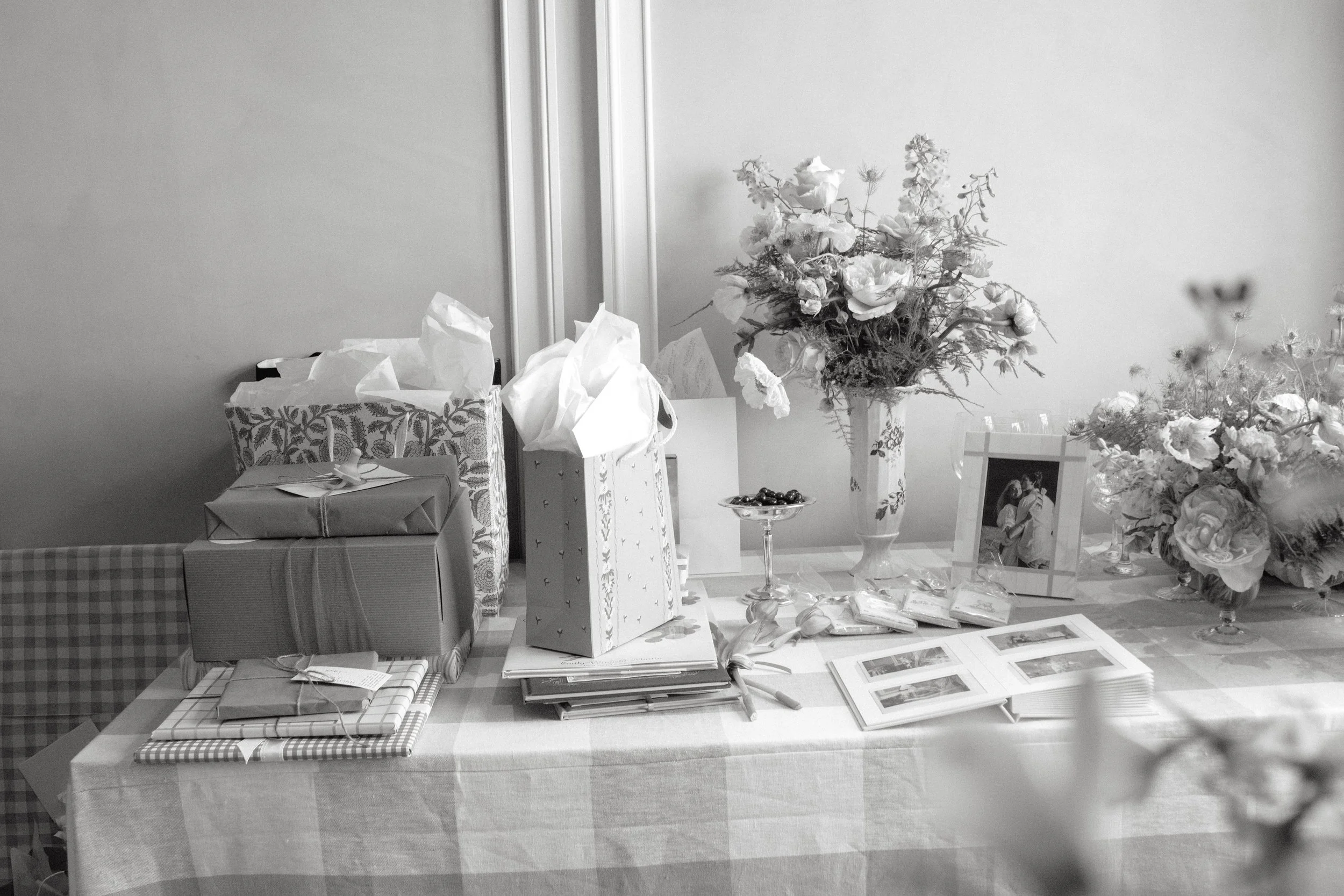 R BABYSHOWER-254.jpg