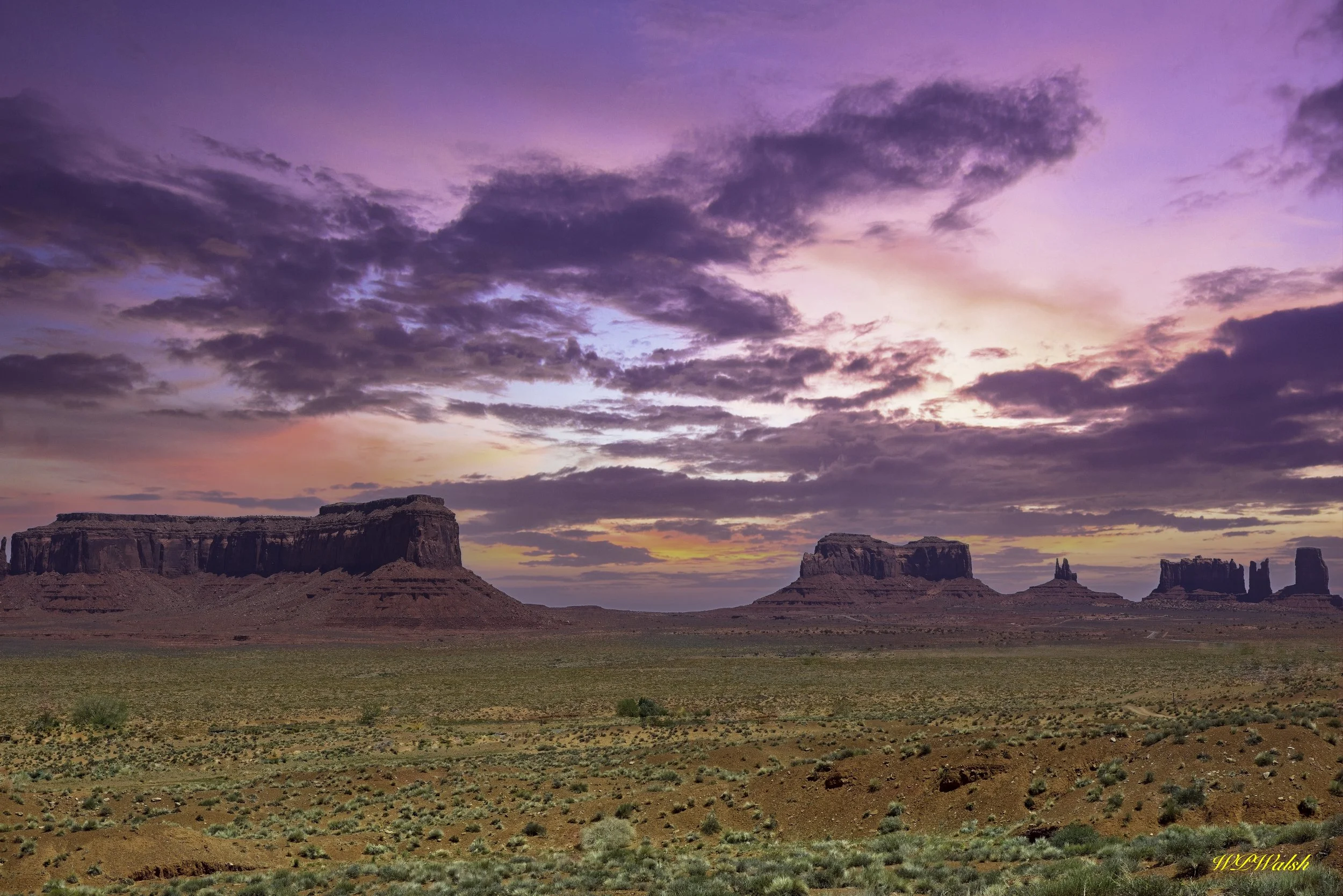 Monument Valley Sunset (12x18)