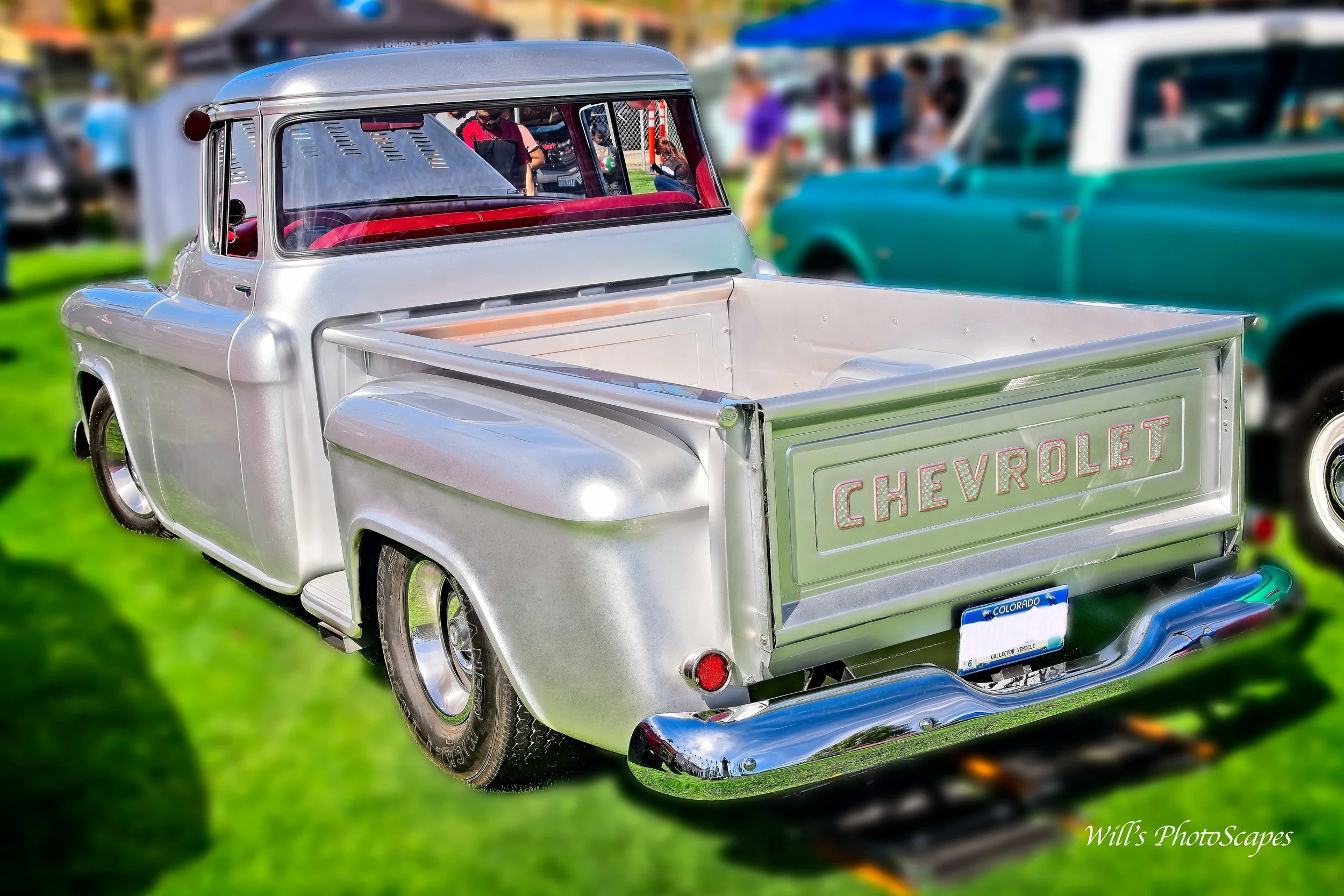 Silver Truckin' (12x18)