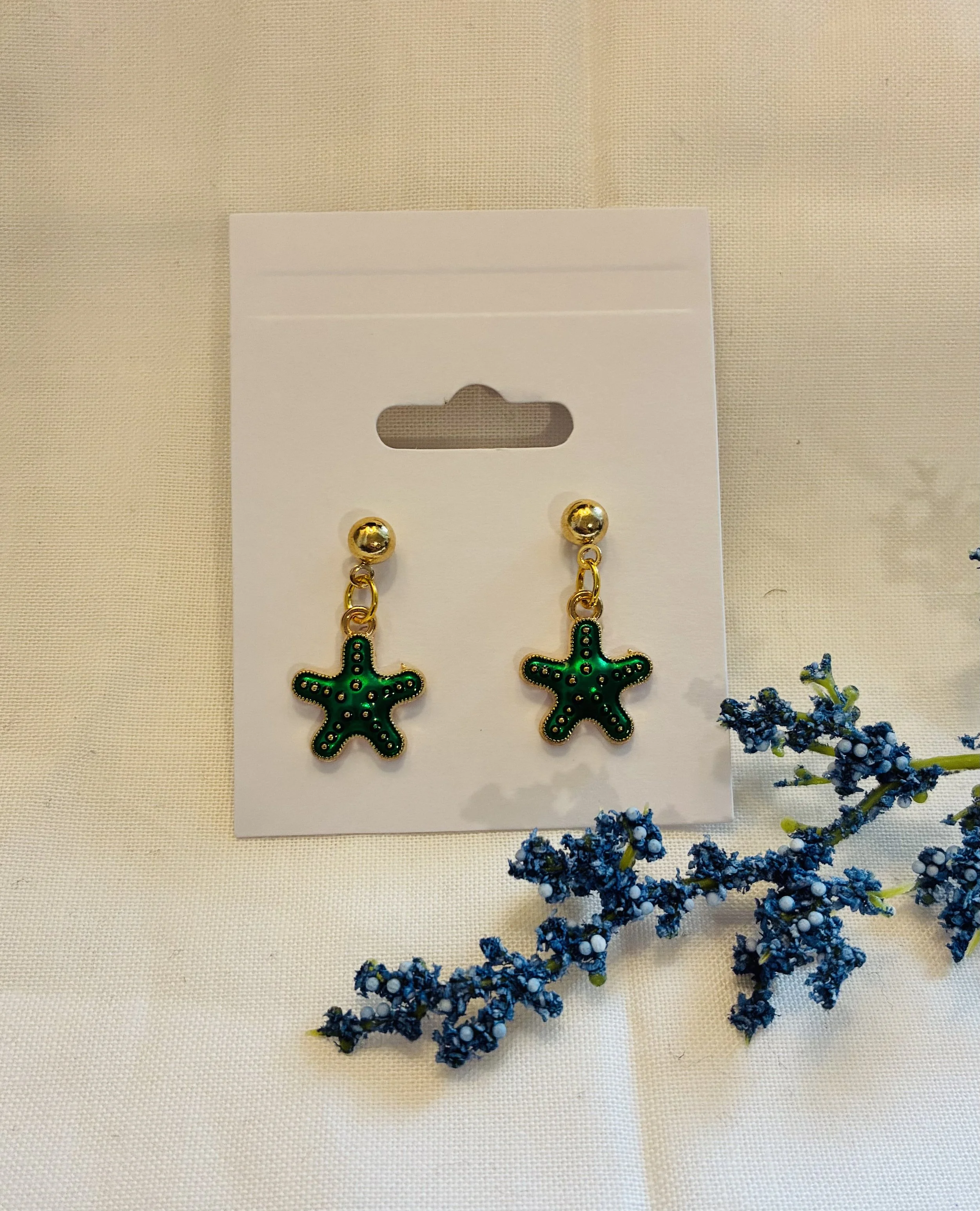 Green Starfish earrings H/a