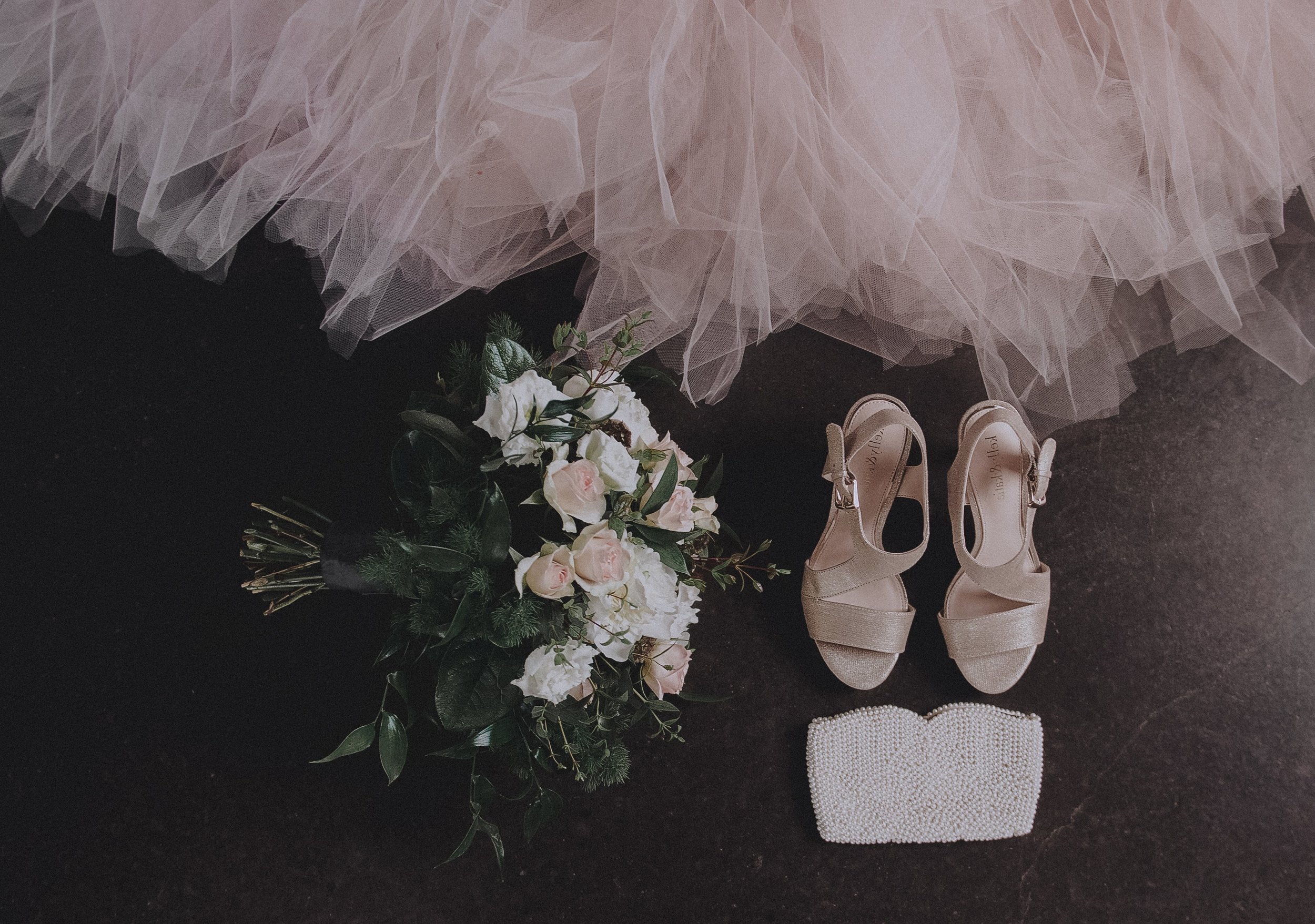 pink-wedding-details-200.jpg
