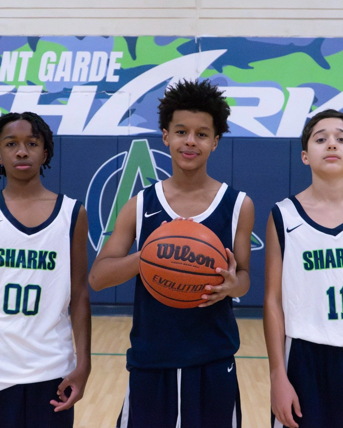 🏀🦈 Опубликован расписание баскетбольных матчей юношеской команды средней школы на 2026 год! 

Мы с нетерпением ждем возможности наблюдать, как наши спортсмены растут, соревнуются и с гордостью представляют AGA.

Давайте поддержим наших «Акул» из средней школы в этом сезоне! 🌪️

#AGASharks #AGAAthletics #MiddleSchoolBa
