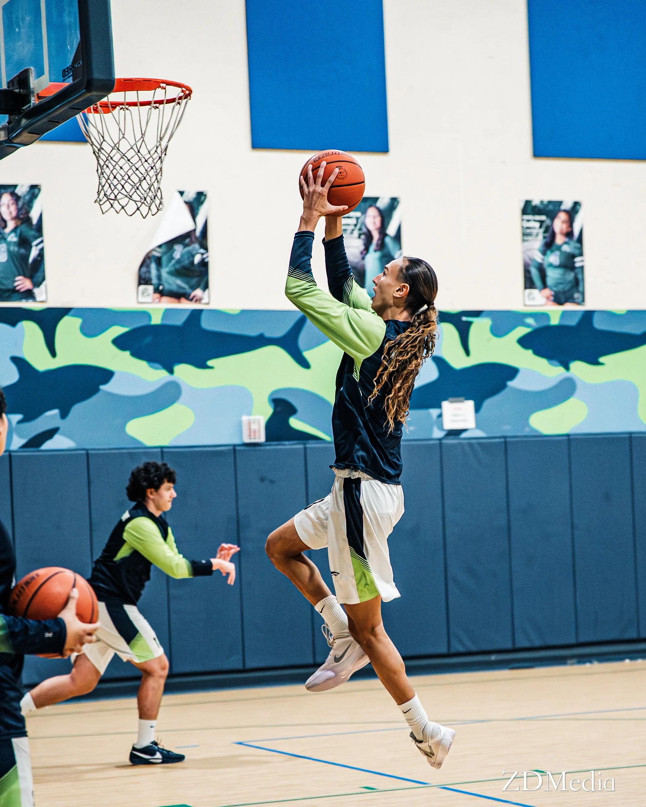 🏀 БАСКЕТБОЛЬНАЯ КОМАНДА «AGA SHARKS» ВЕРНУЛАСЬ!

Опубликован расписание матчей школьной баскетбольной лиги для юношей на сезон 2026–2027! 💚🤍 Готовьтесь к сезону, наполненному упорным трудом, командной работой и яркими моментами на площадке.

📅 Сохраните расписание и отметьте в своих календарях дату нашего первого матча!


