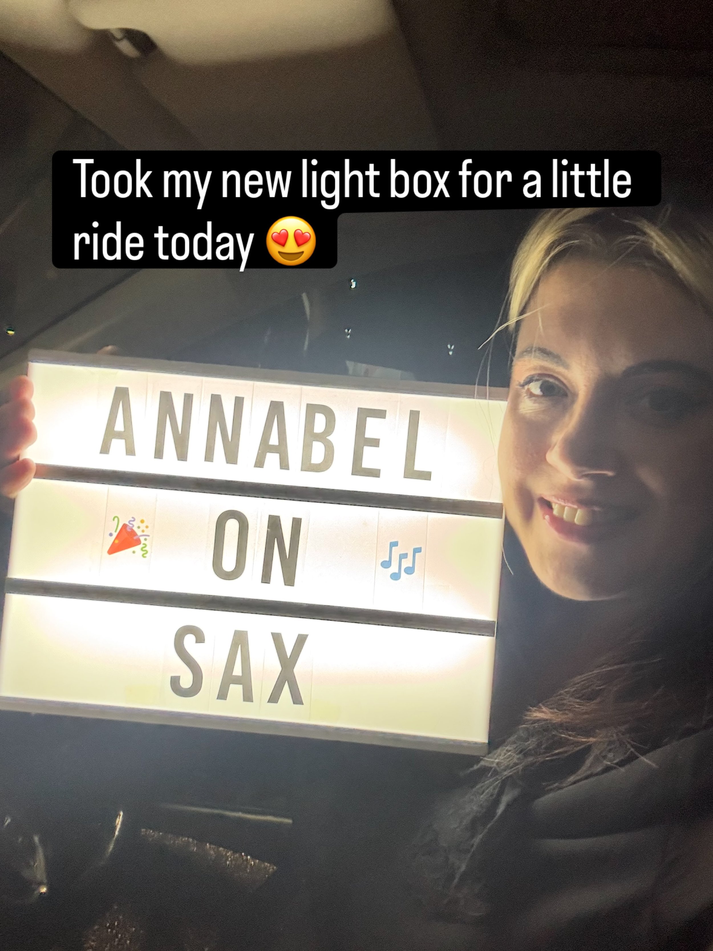 Brought myself, my sax and my new light box to @hgidoncaster for @doncasternetballuk awards night! Thanks so much for having me it was a blast 😍 #annabelonsax #saxplayer #sax #southyorkshire