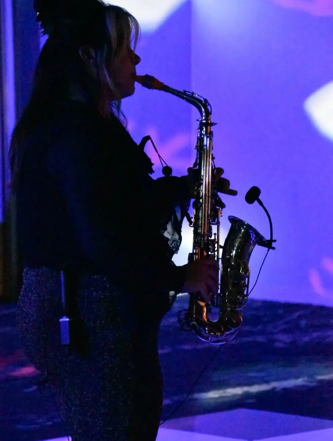Some amazing shots from last night from @lolabs.photos thank you so much for these they&rsquo;re beautiful! #sax #annabelonsax