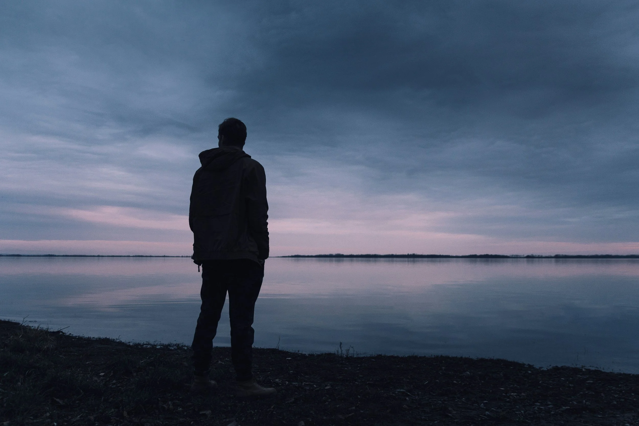 Feeling Lonely in Your 20s? Here's Why You're Not the Only One