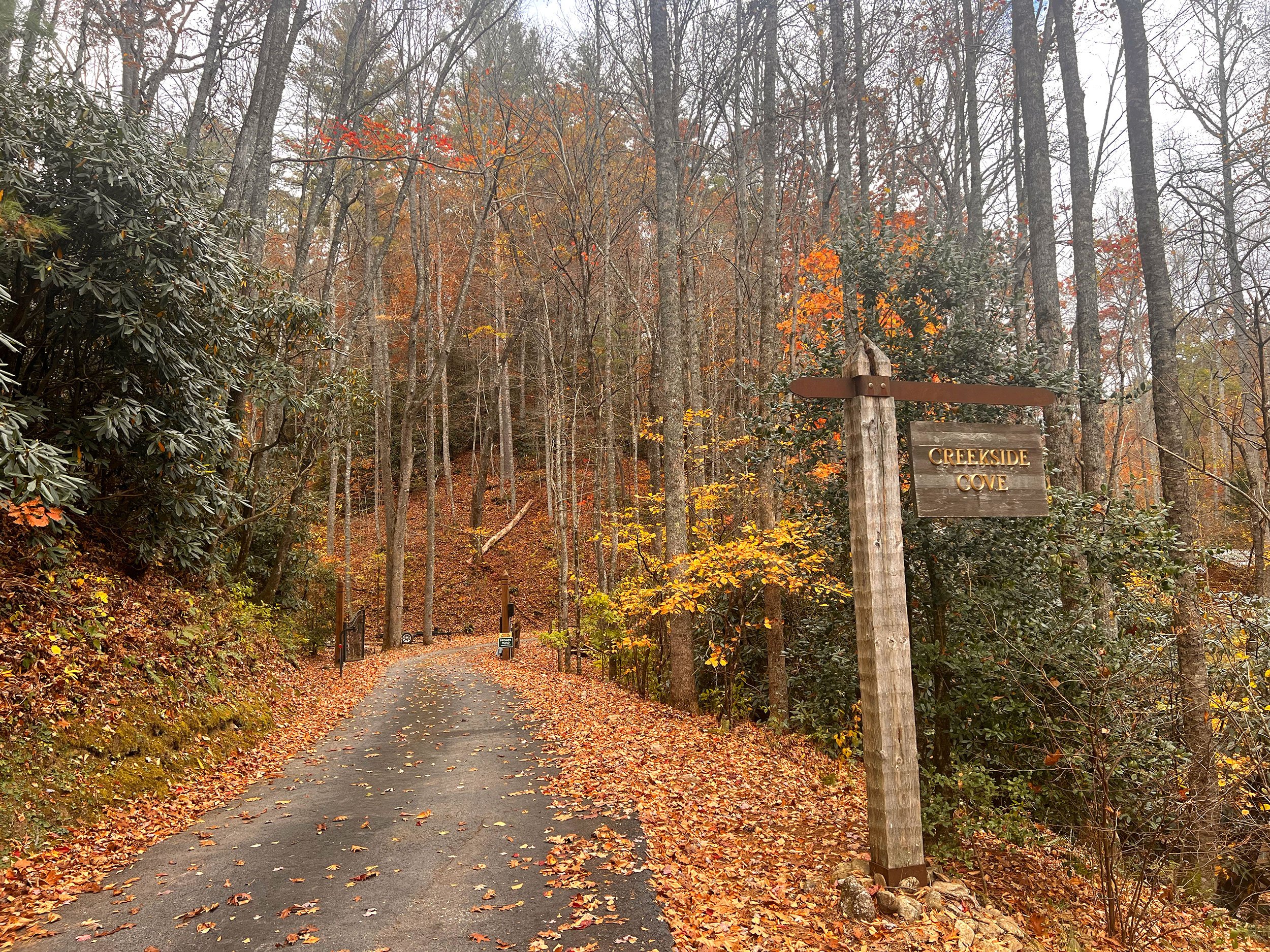 creekside-cove-signage.jpg