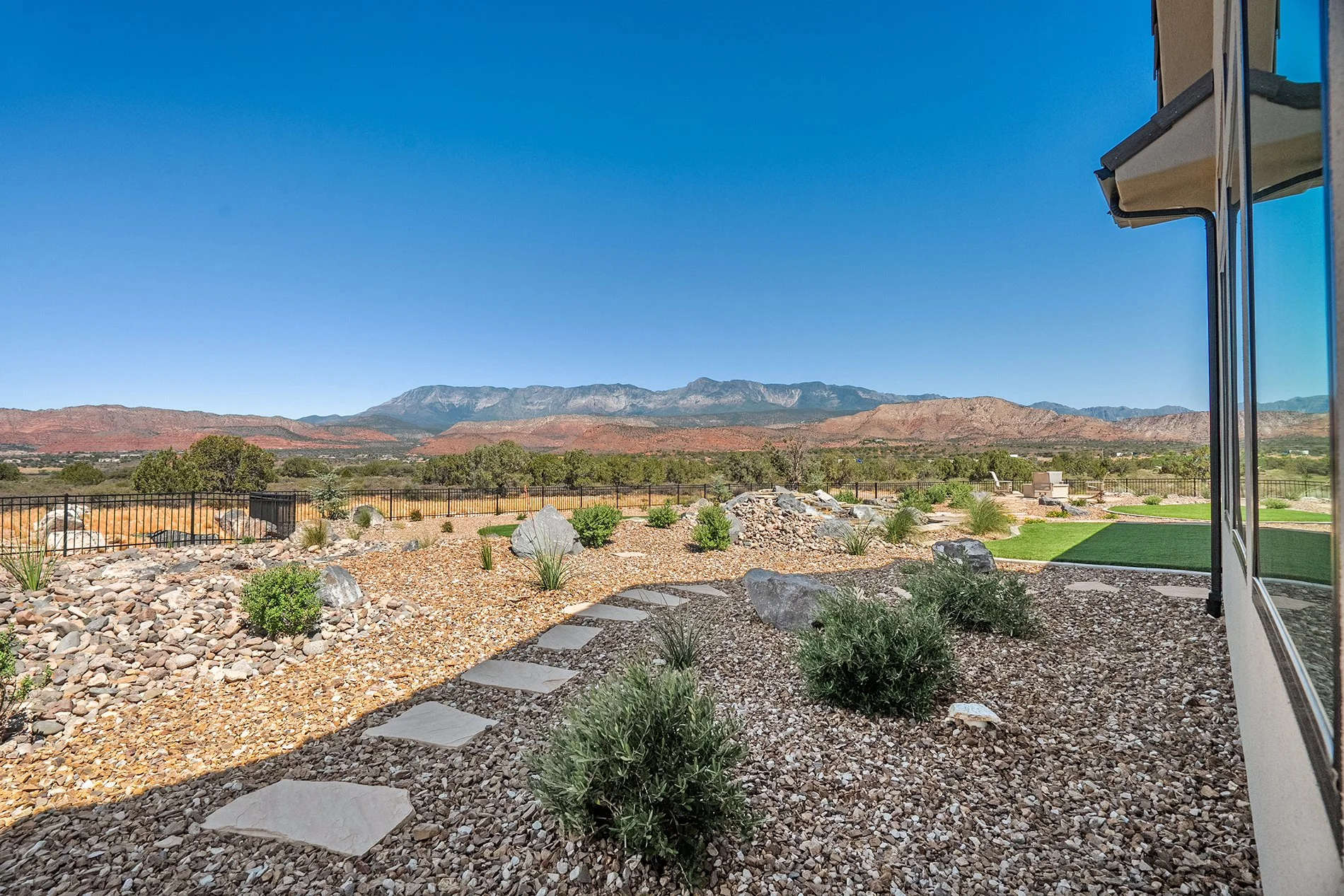 11c.jpg