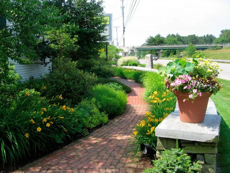 display-garden-2.jpg