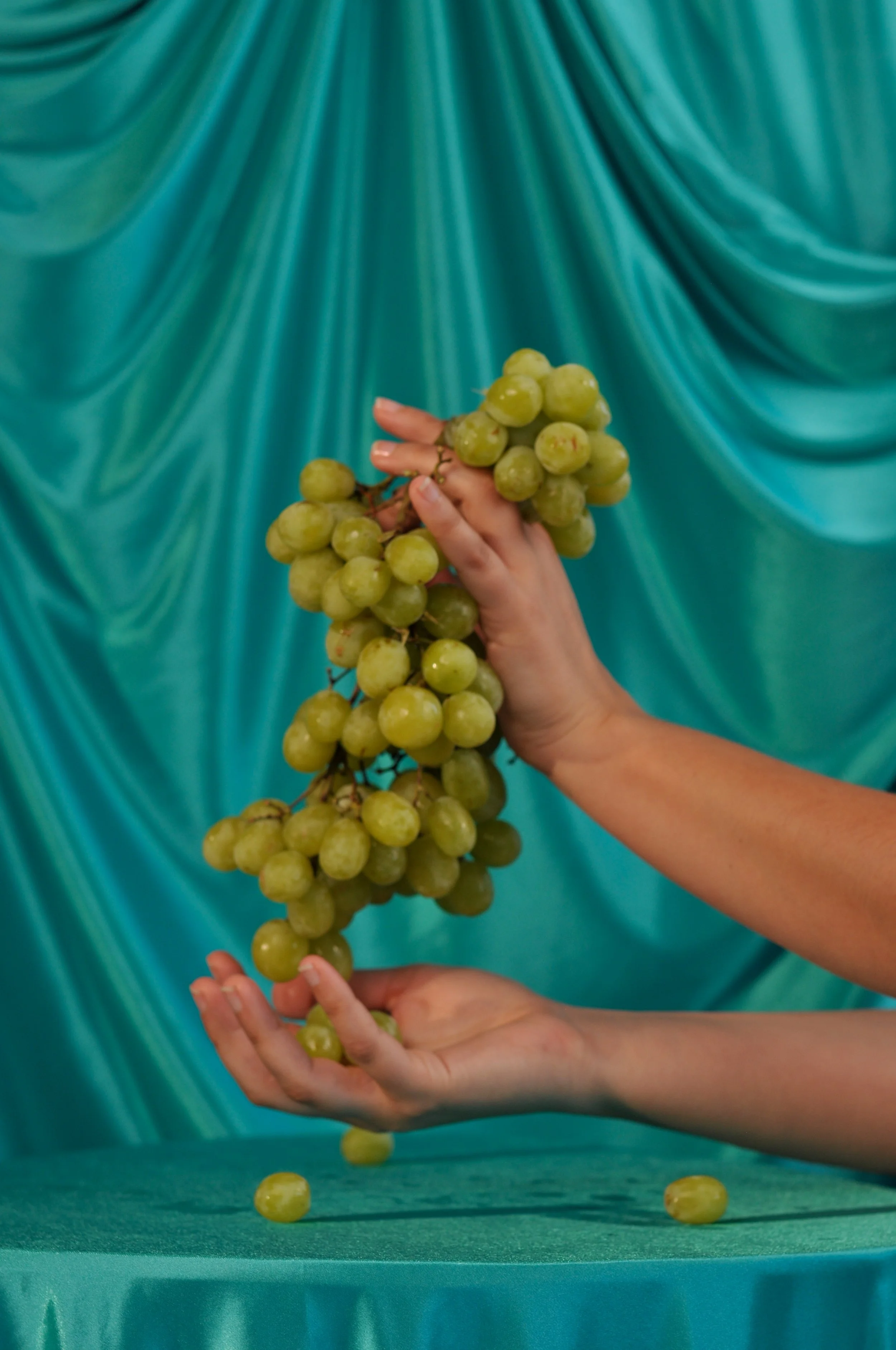 Grapes_2.jpg