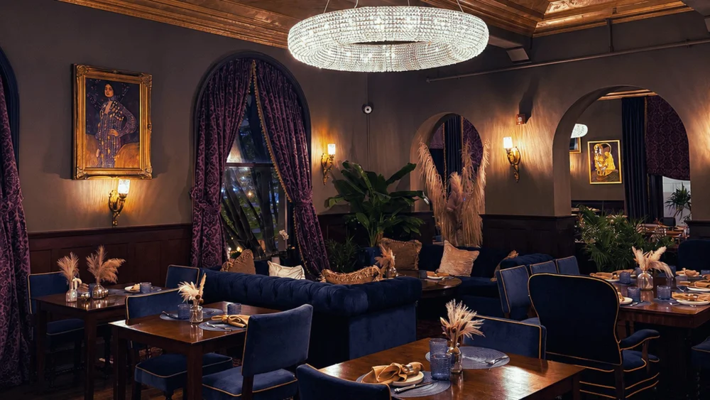 The room set before service