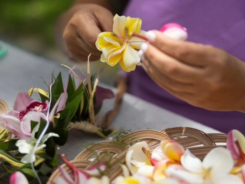 Hawaiian Art &amp; Crafts