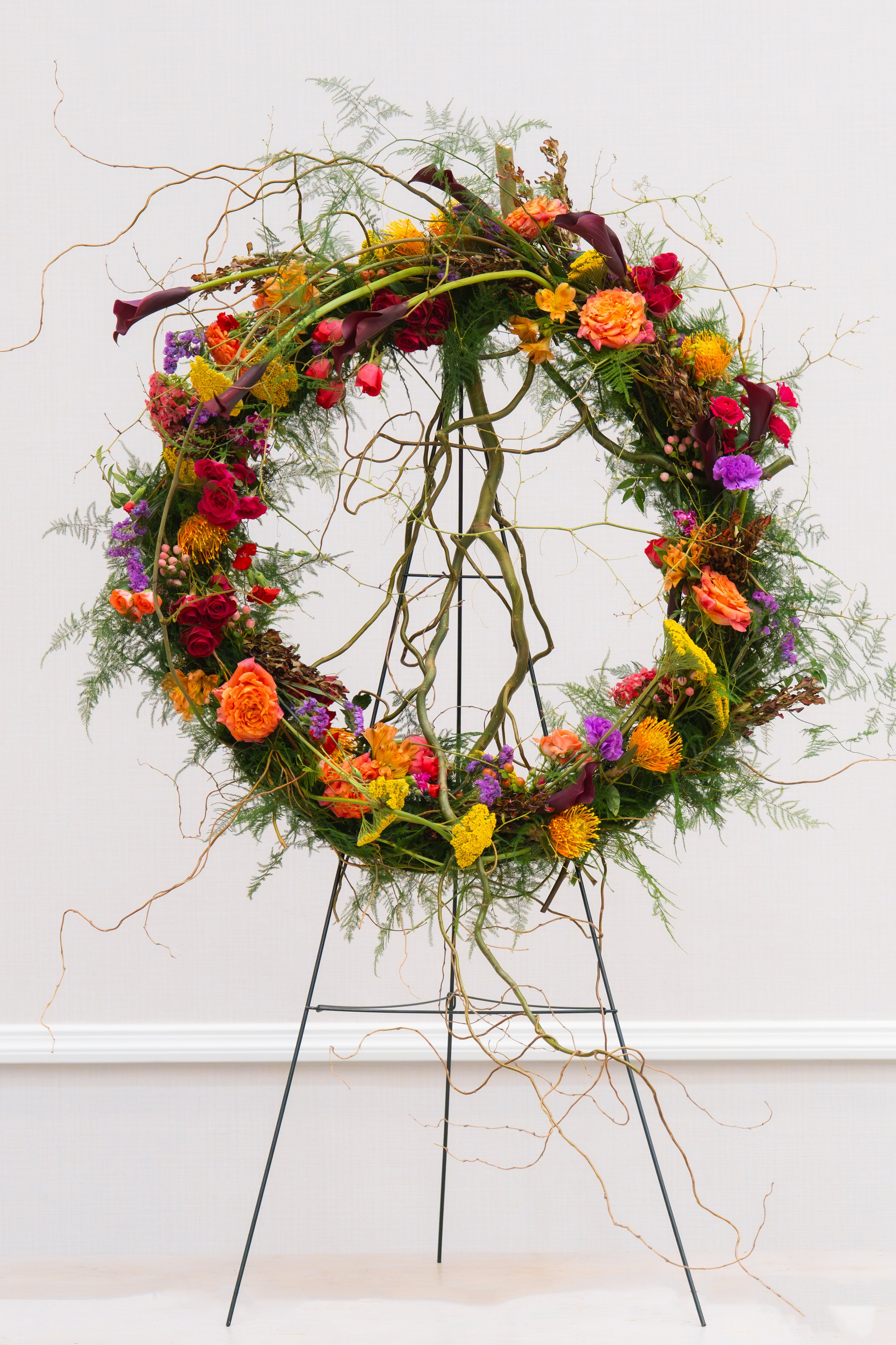 Chicken Wire Standing Wreath