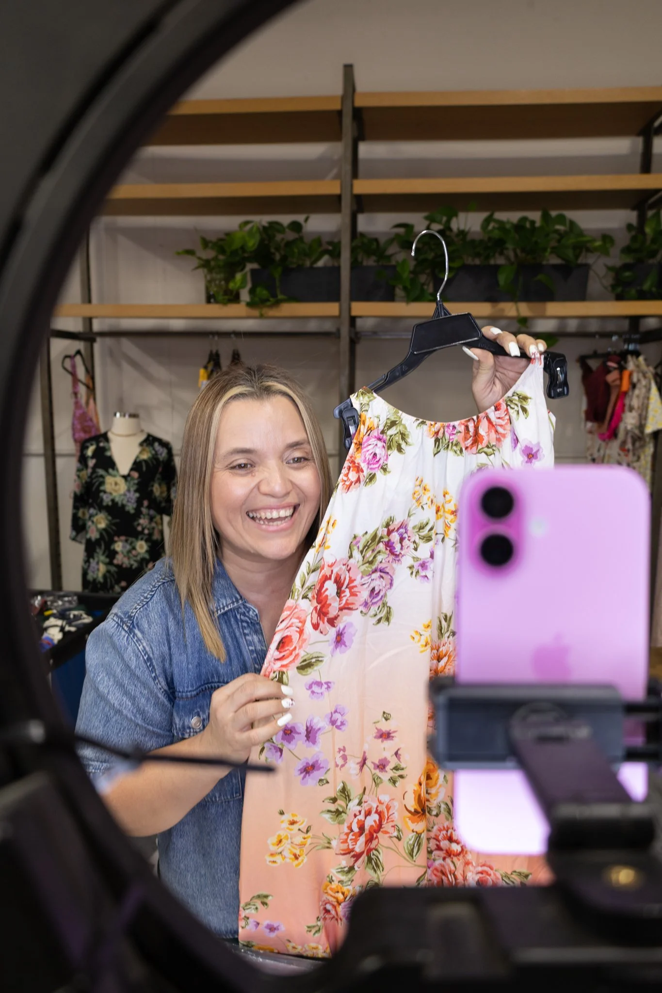Overcoming Camera Shyness: My Live-Selling Confidence Tips
