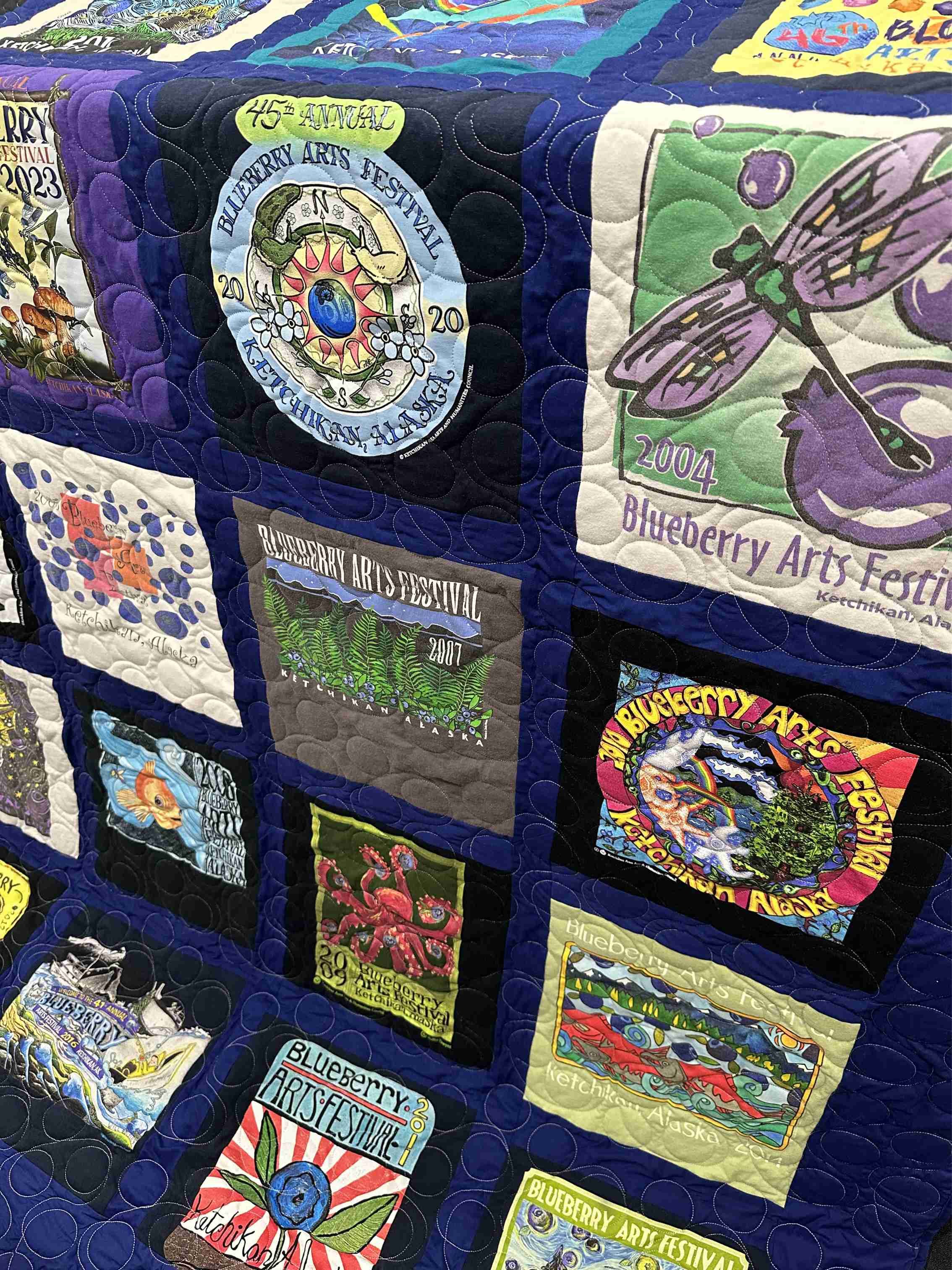 tshirt quilt, keepsake quilt, longarm quilting, blueberry quilt