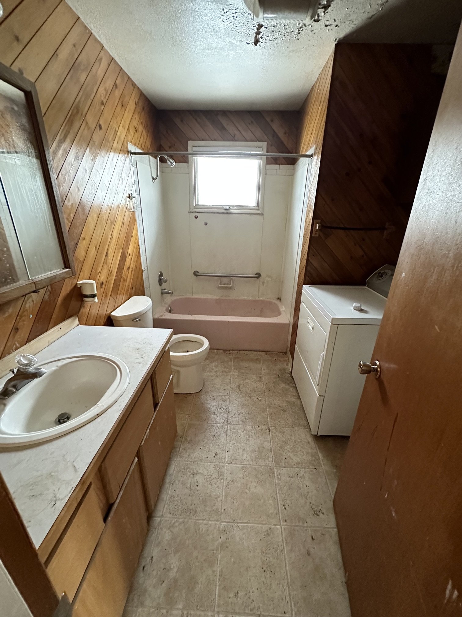 Bathroom- Before