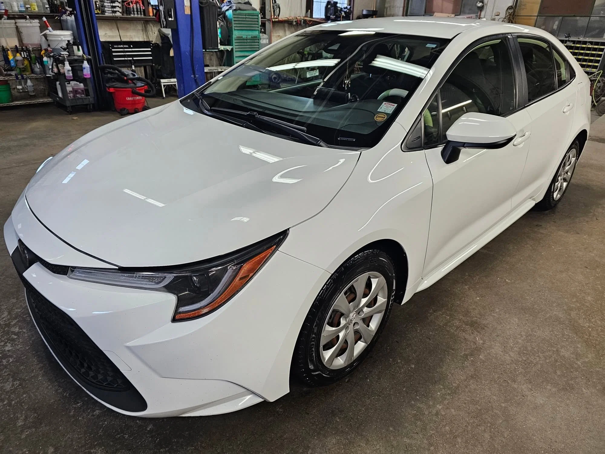 car detailer