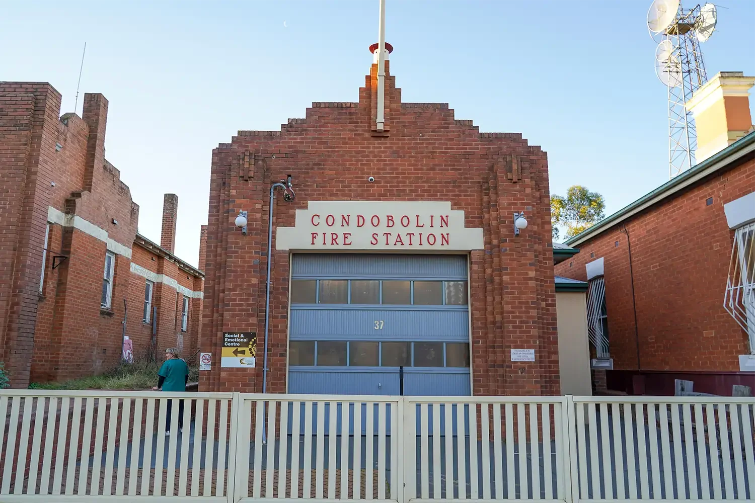 condobolin aboriginal health service sewb centre