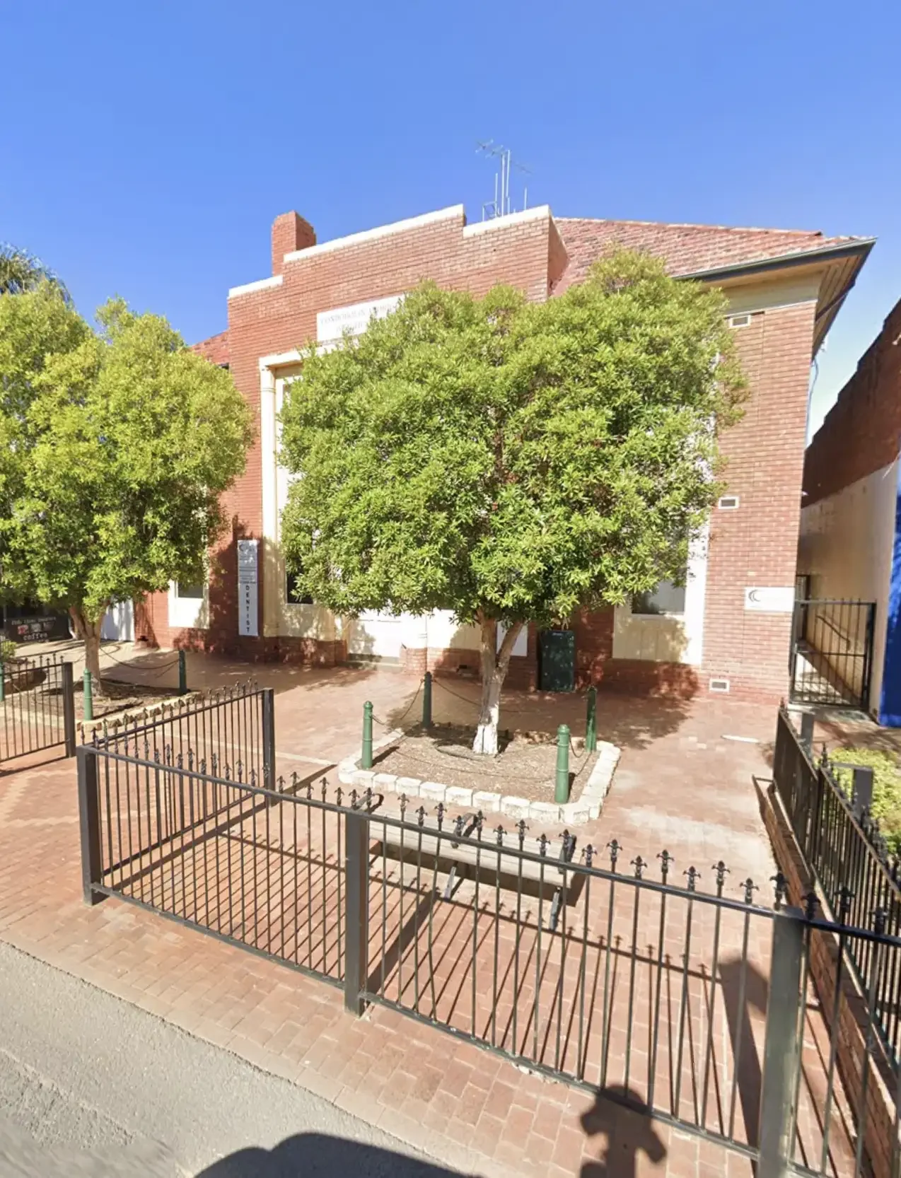 condobolin aboriginal health service dental clinic