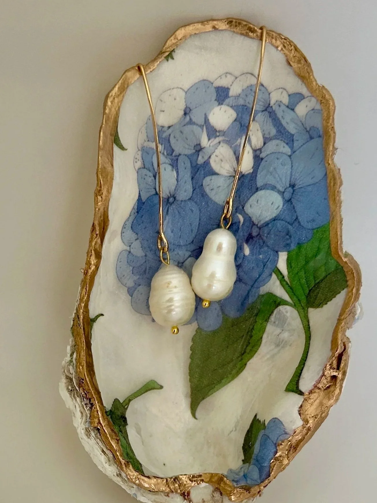 leaf%26letter+WEBSITE+Hydrangea+Oyster+Shell+with+Pearl+Drop+Earrings.jpg