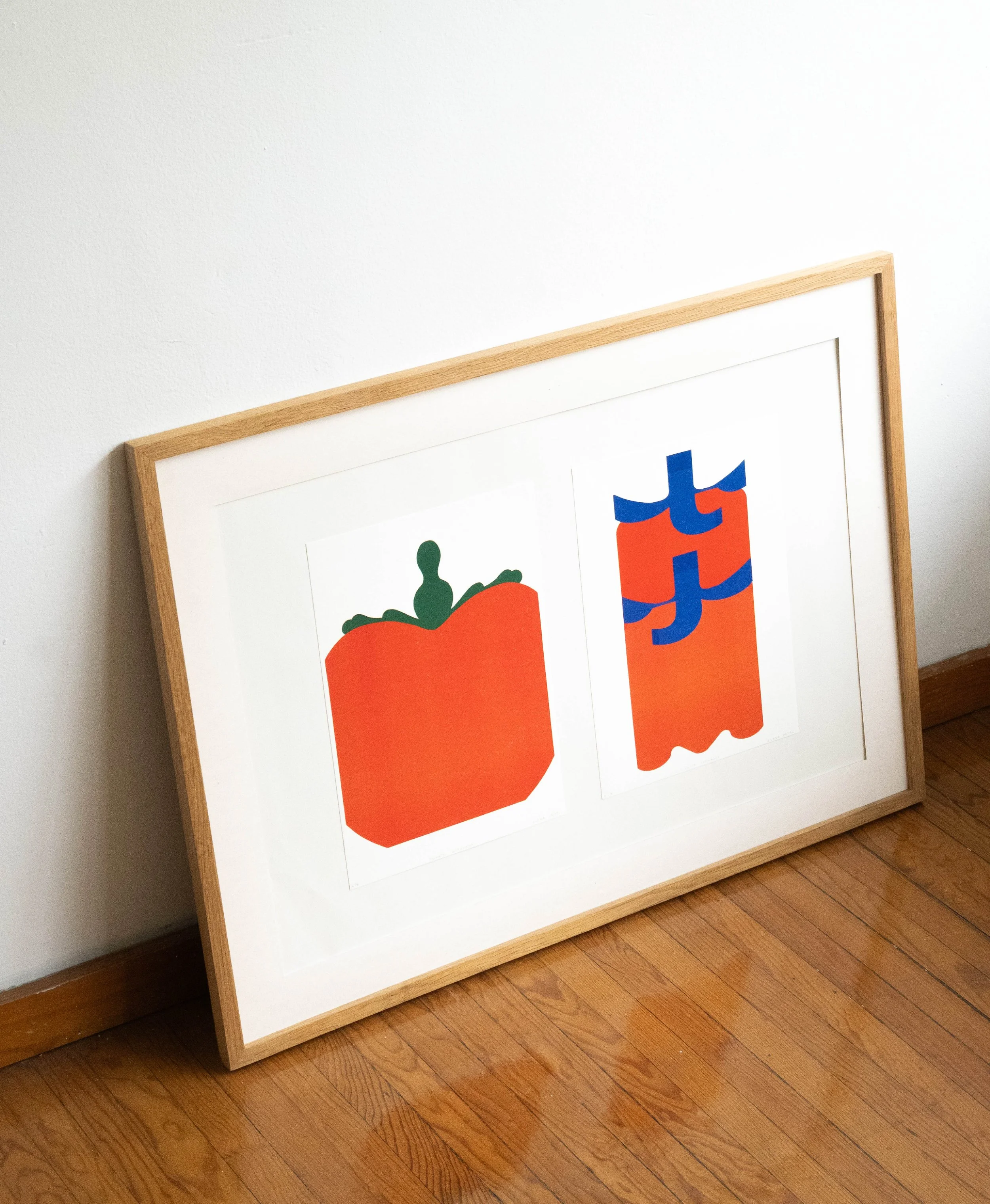 Tomate atrapado y pimientos formados