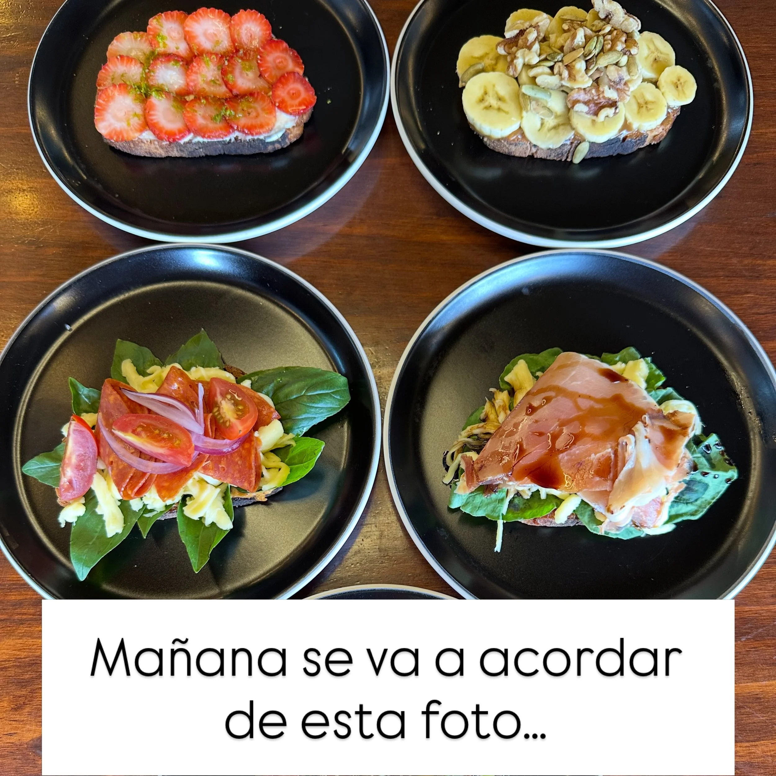 Tostada dulce o salada? 🤤

Aunque pens&aacute;ndolo bien&hellip; el verdadero problema es tener que escoger solo una. 😂

Ma&ntilde;ana lo resolvemos en Nutri 🌿
Desayuno desde las 8:30 a. m. ☕️✨