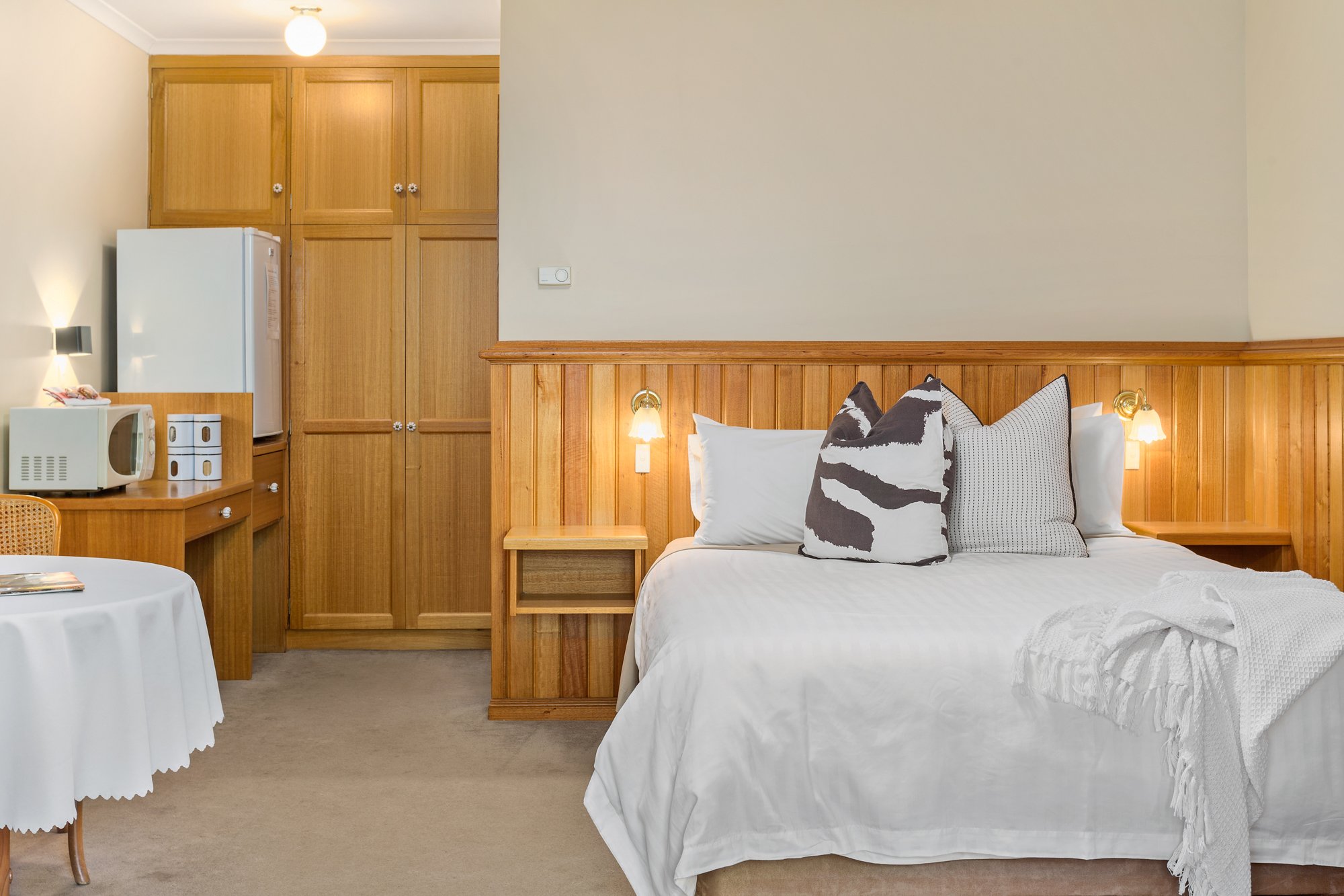 Anabels Motel Suite.jpg