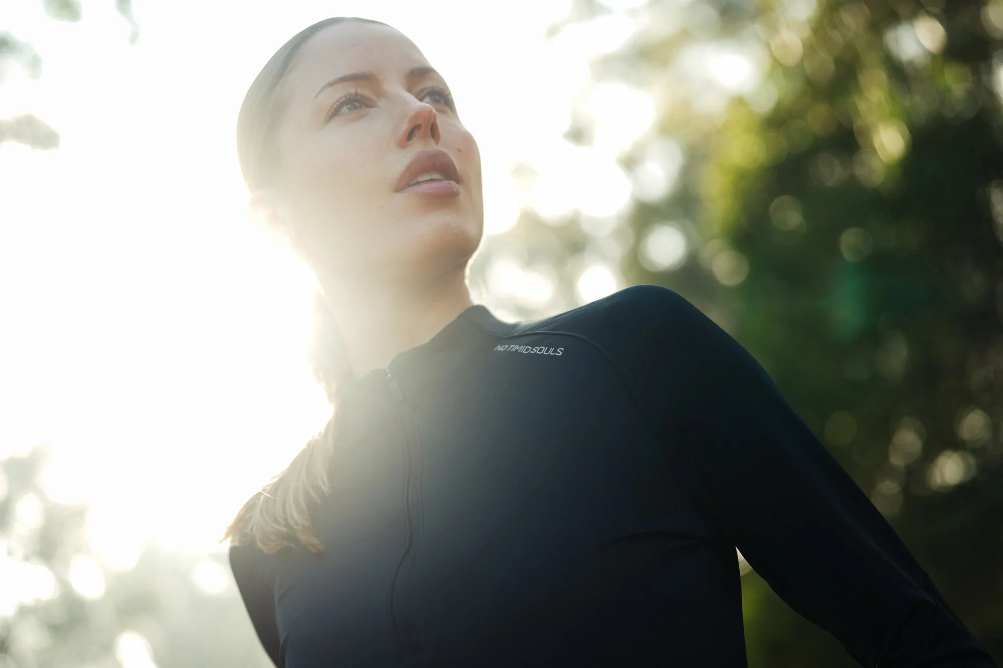 13-woman-black-activewear-portrait-sunlight-fitness-fashion-asanka-ratnayake.jpg