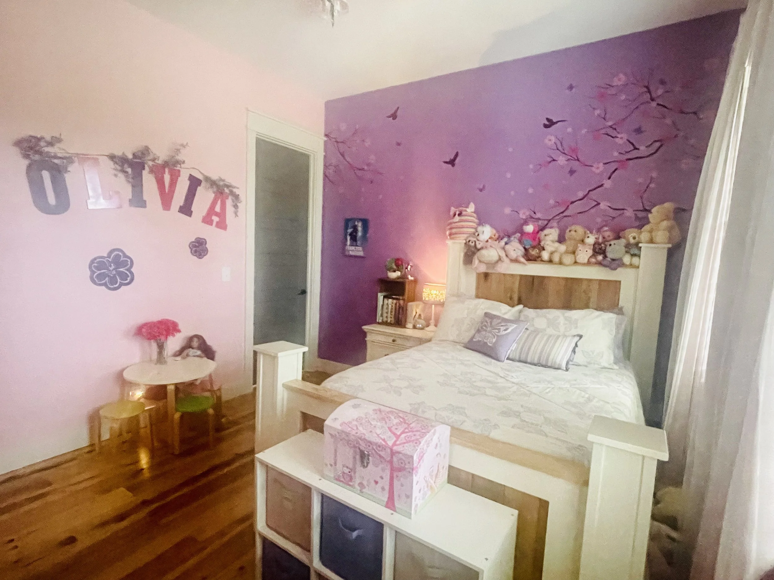 Girls Room 3.jpg
